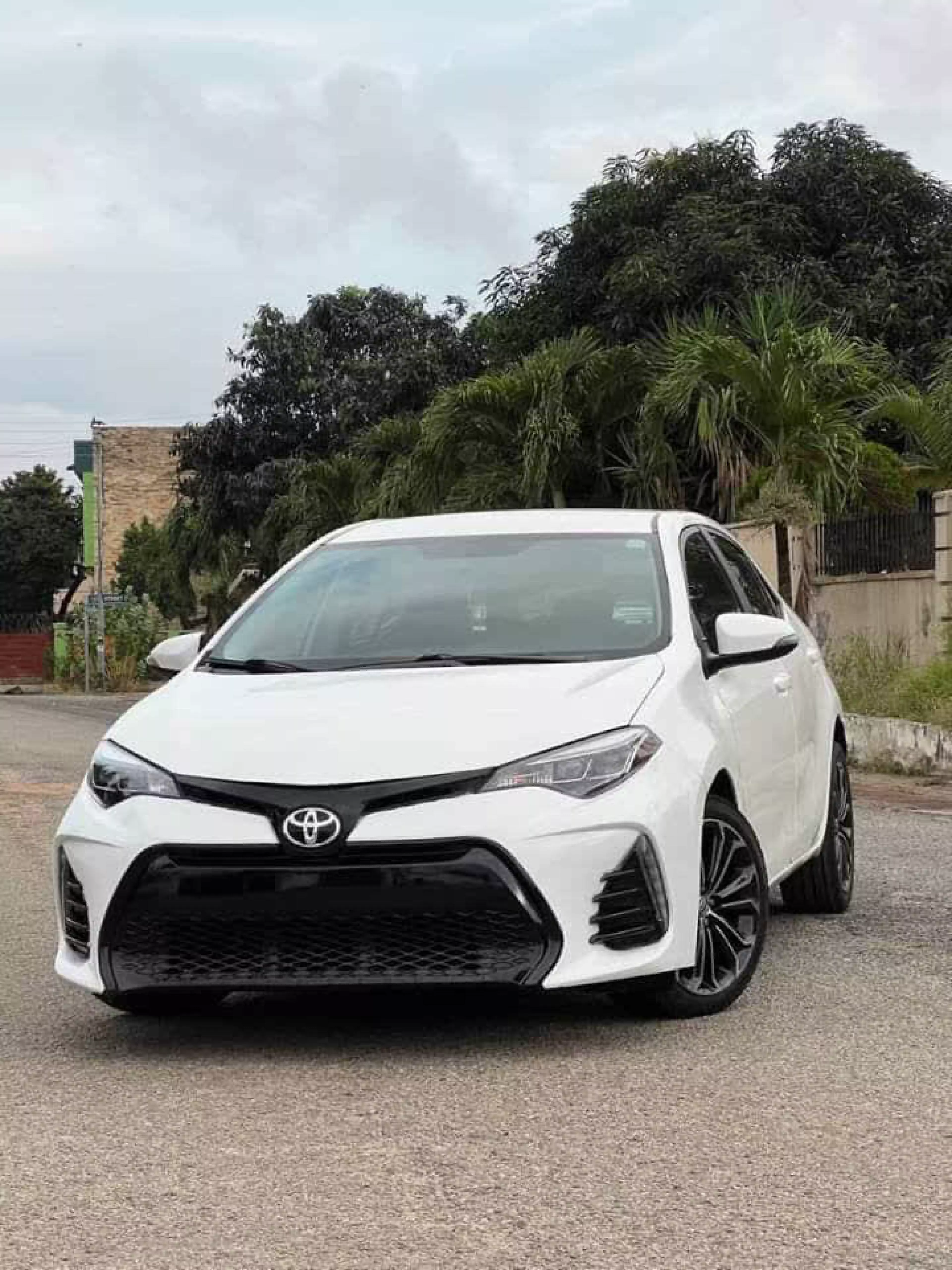 Toyota Corolla - 2014