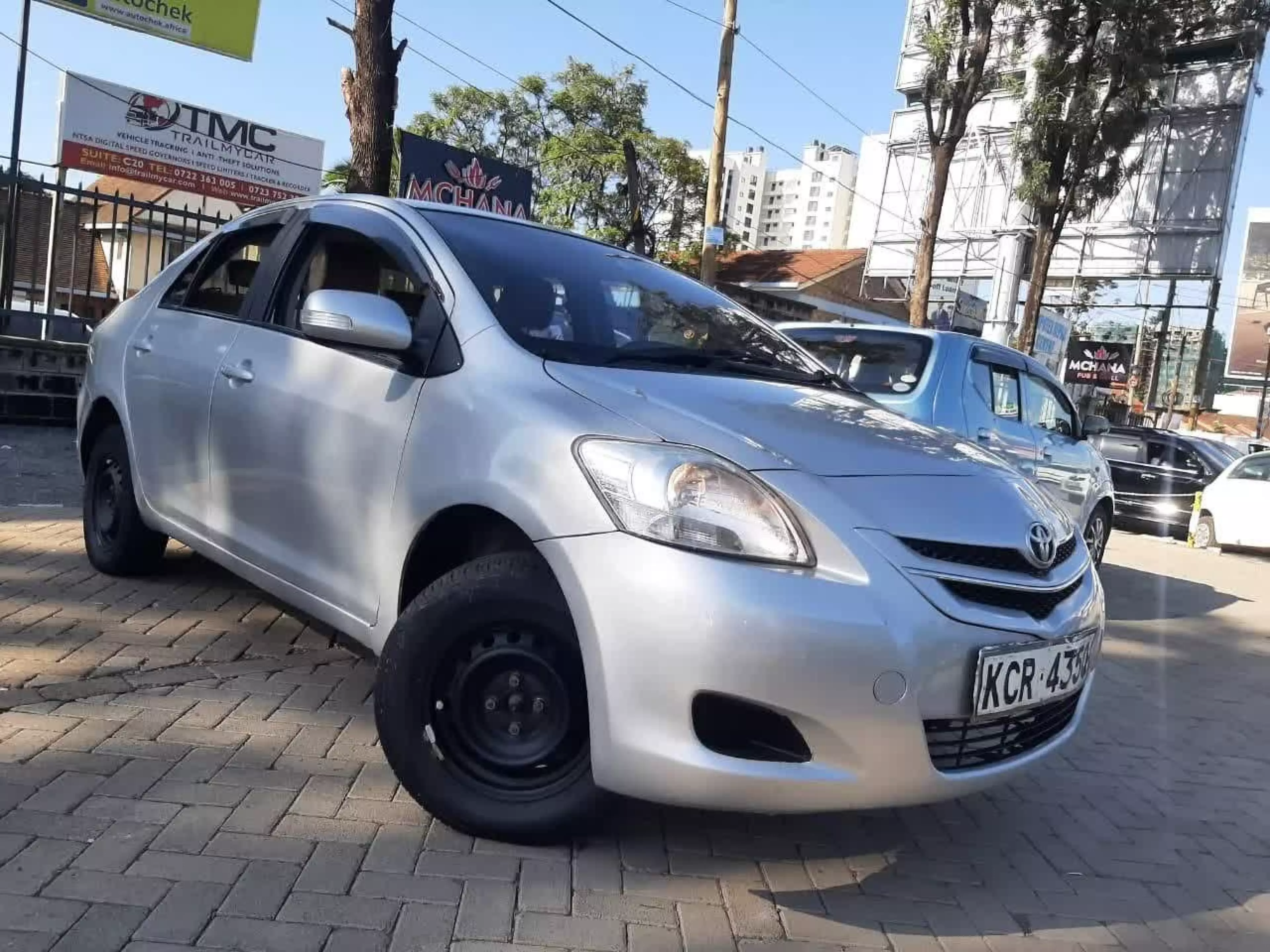 Toyota Belta - 2012