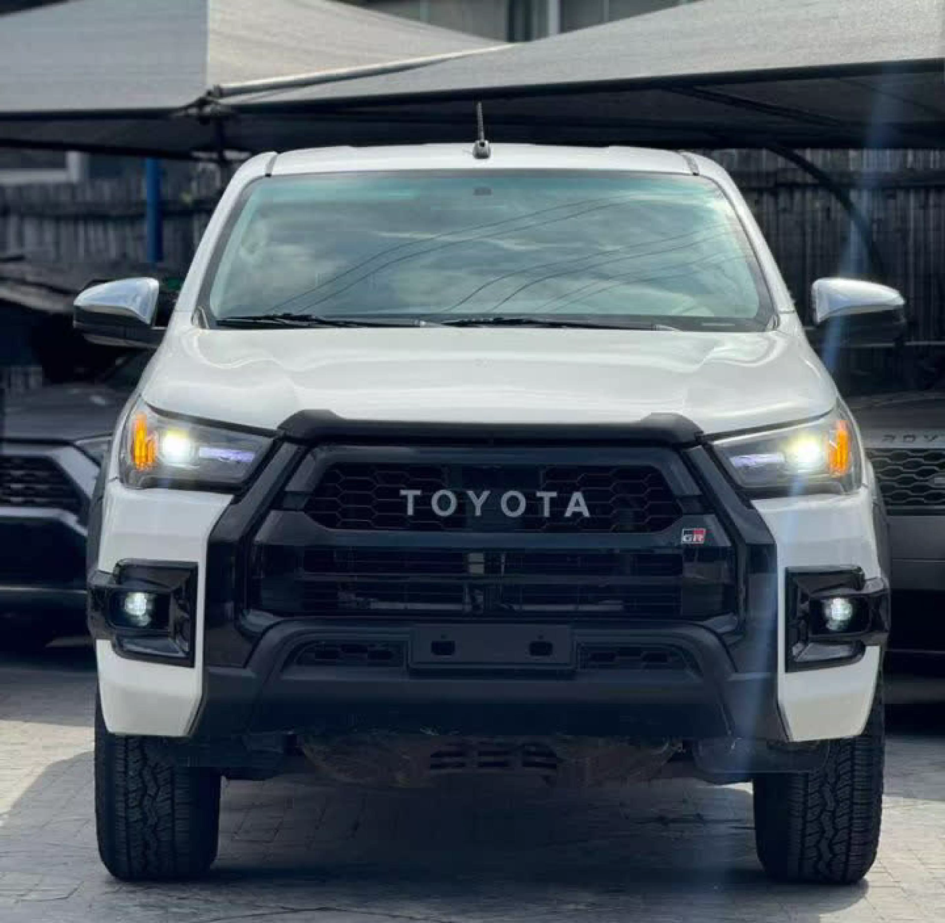 Toyota Hilux - 2017