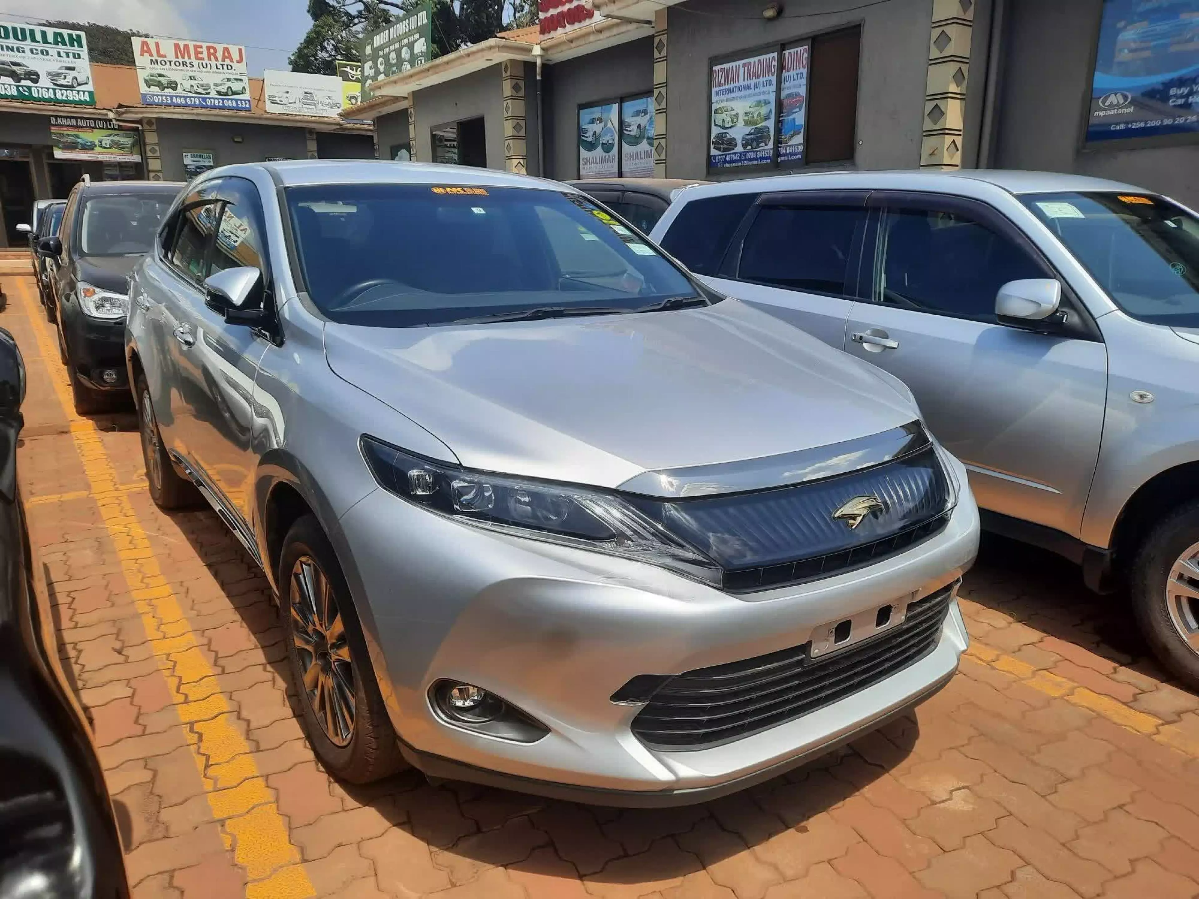 Toyota Harrier - 2014