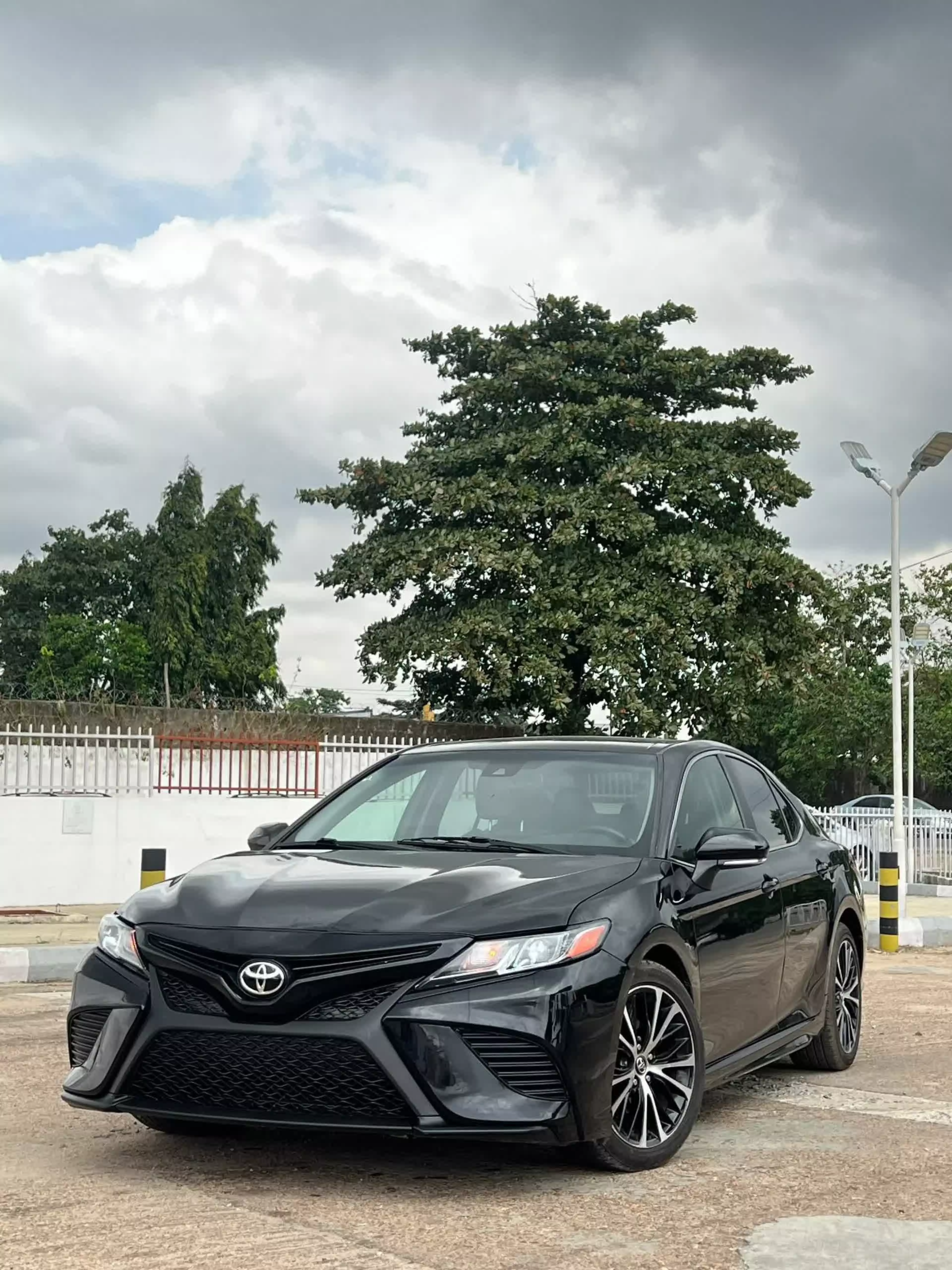 Toyota Camry - 2018