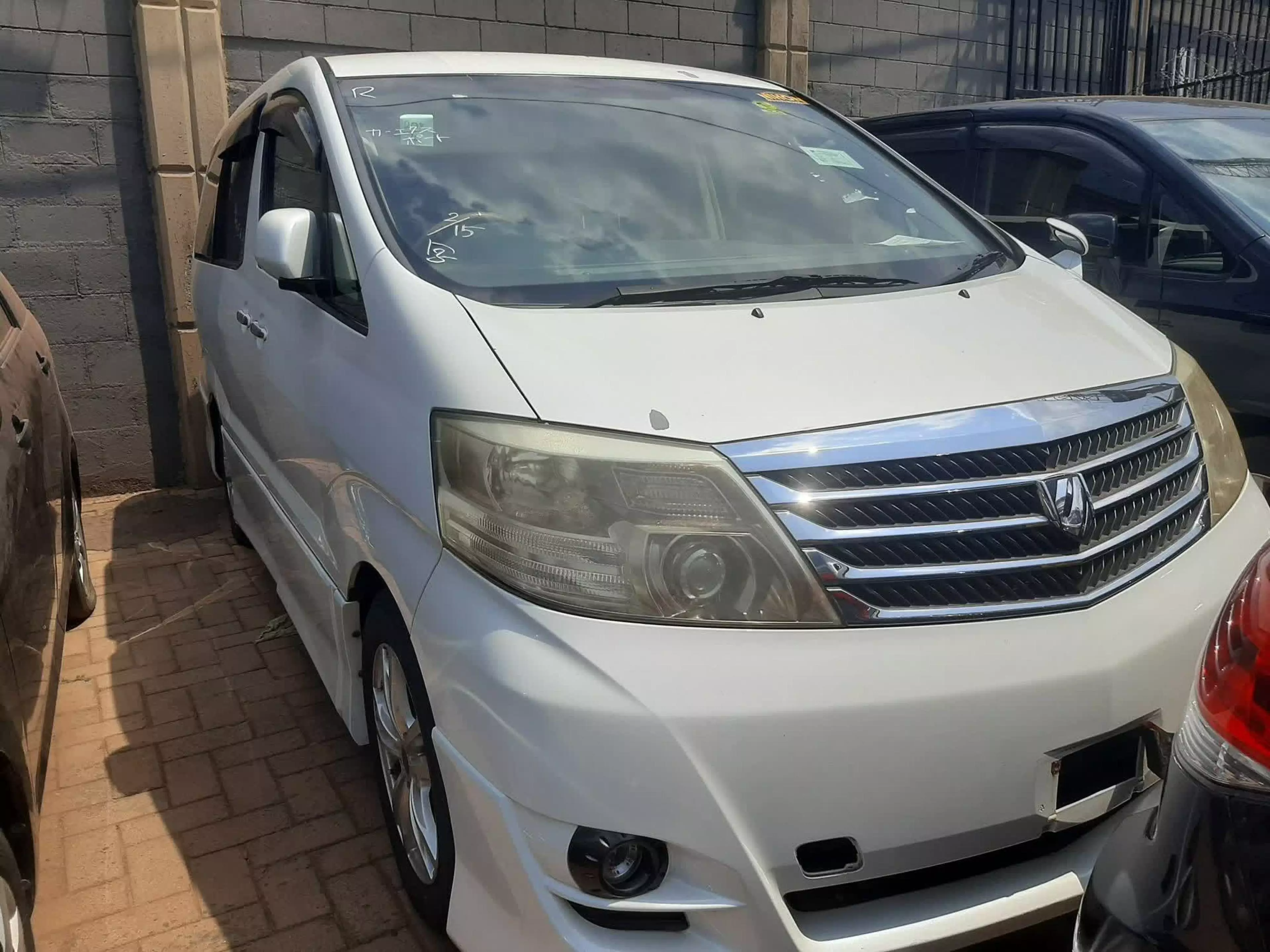 Toyota Alphard - 2008