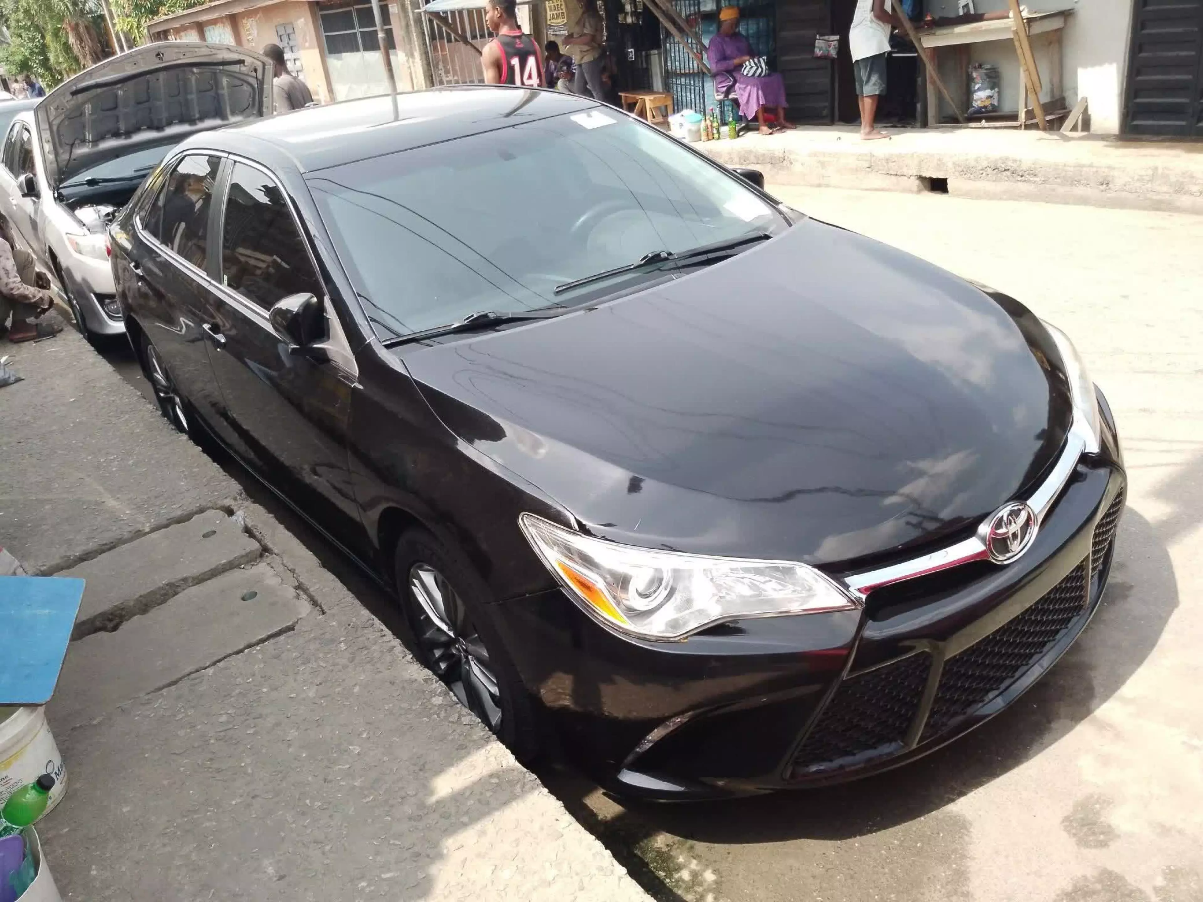 Toyota Camry - 2016