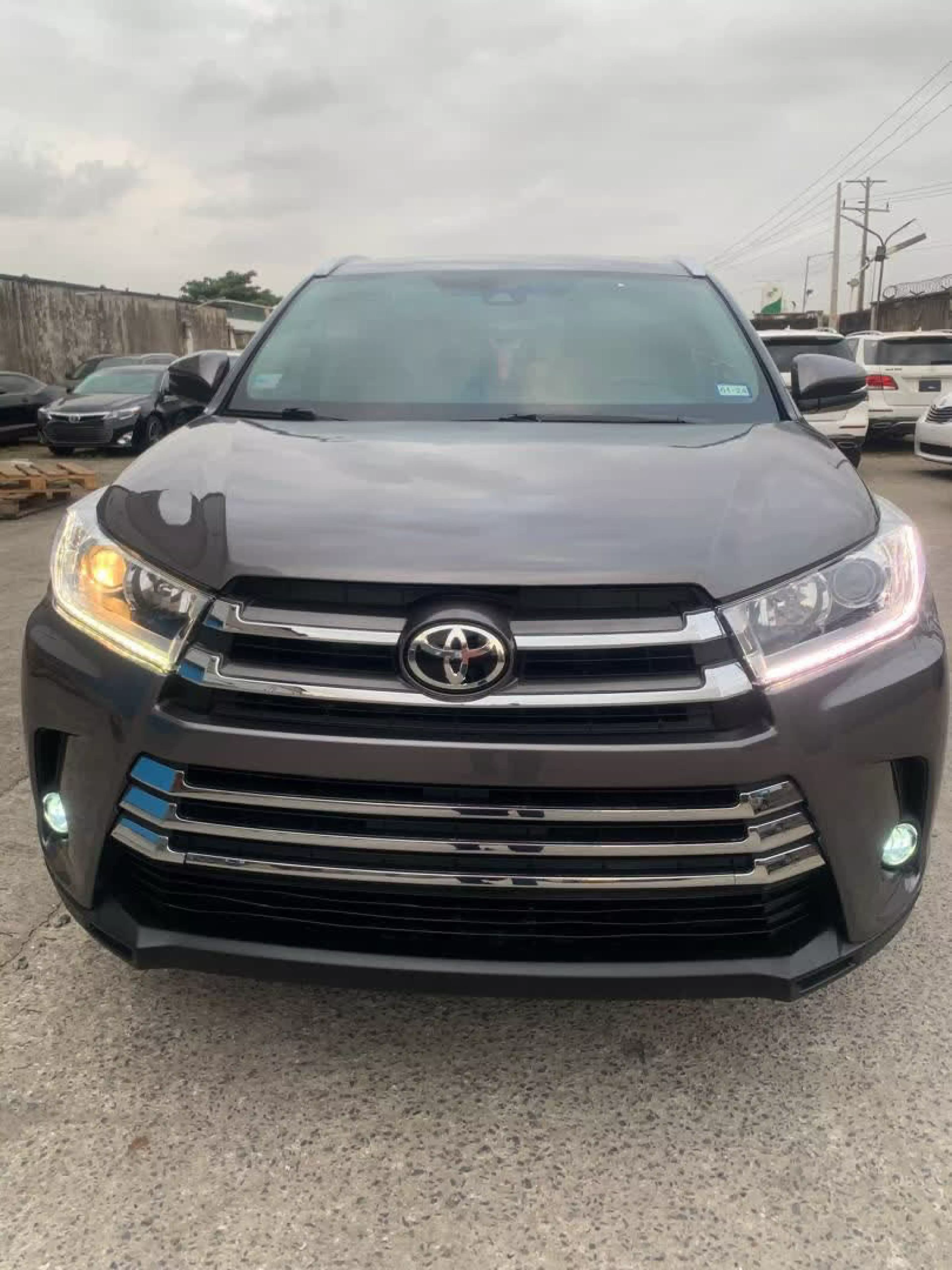 Toyota Highlander - 2017