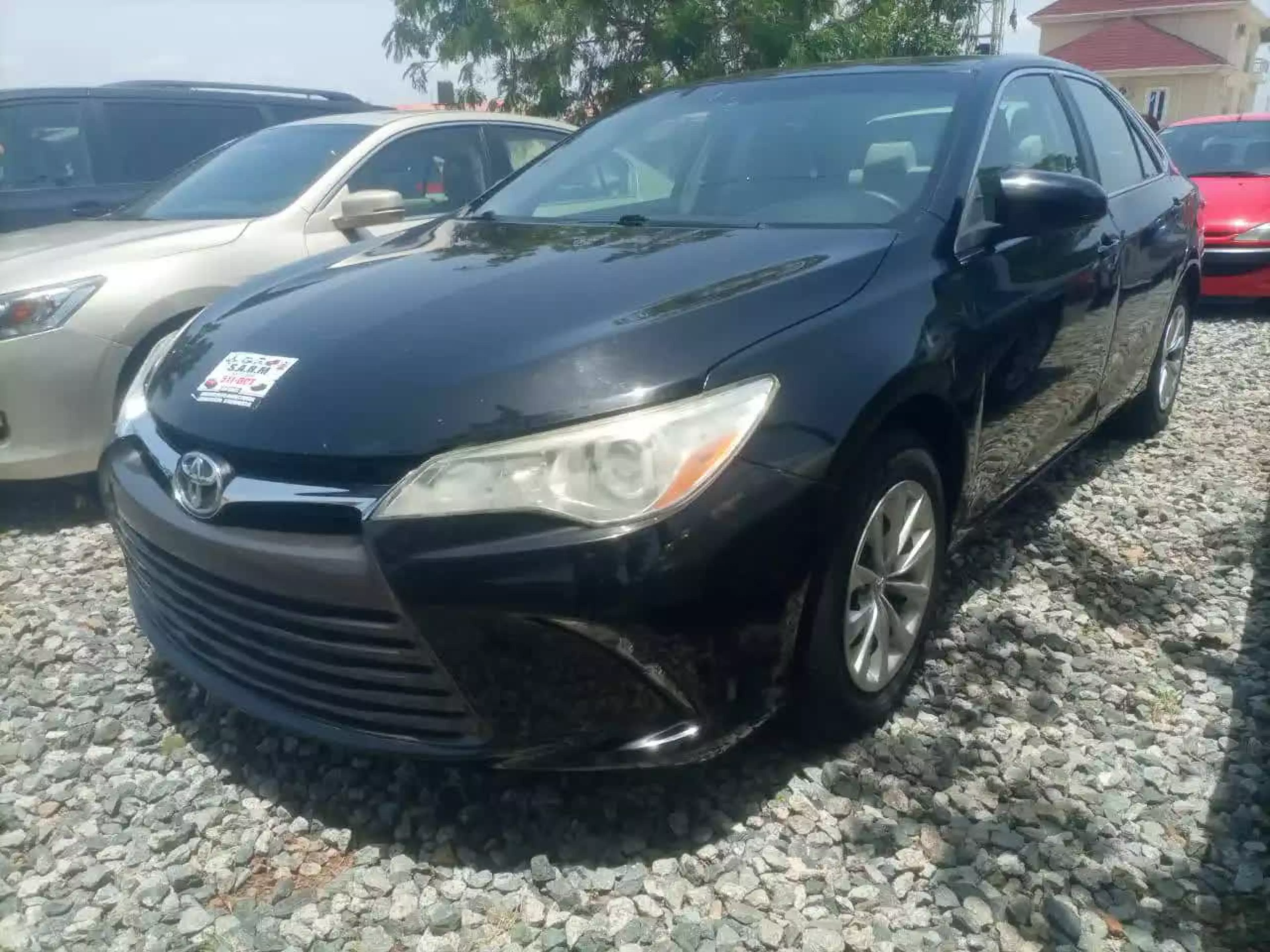 Toyota Camry - 2016