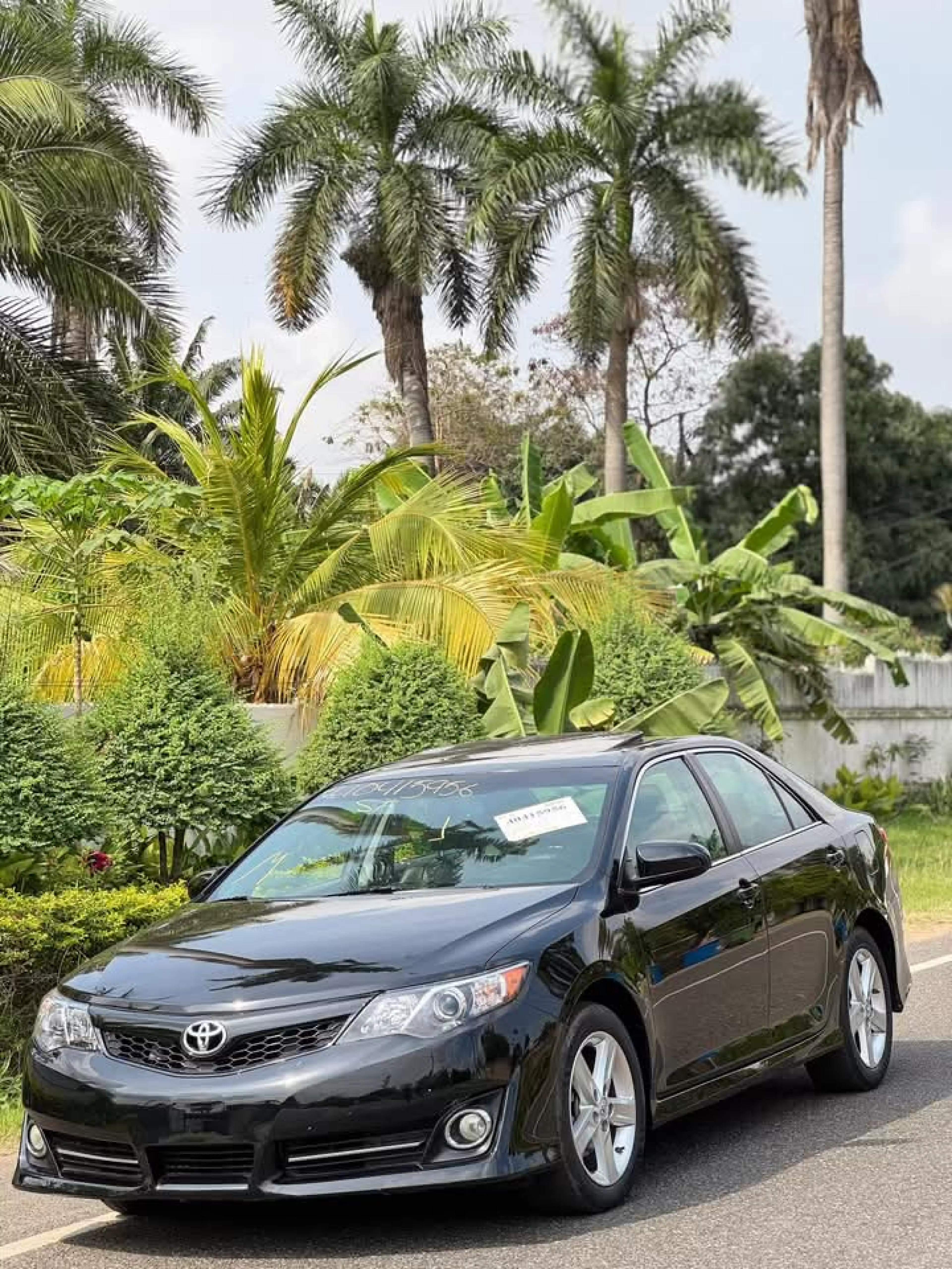 Toyota Camry - 2014