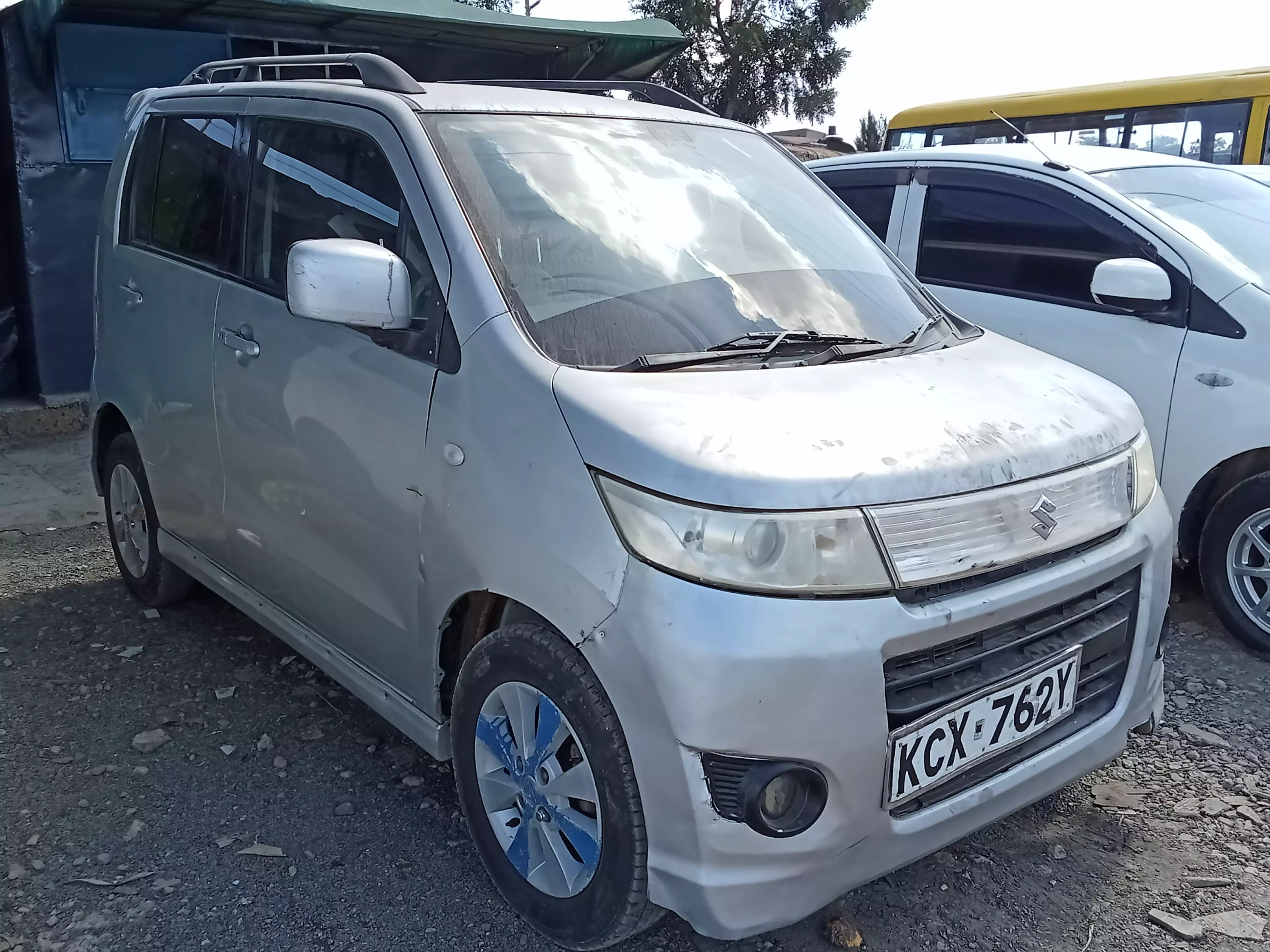 SUZUKI Wagon R - 2012