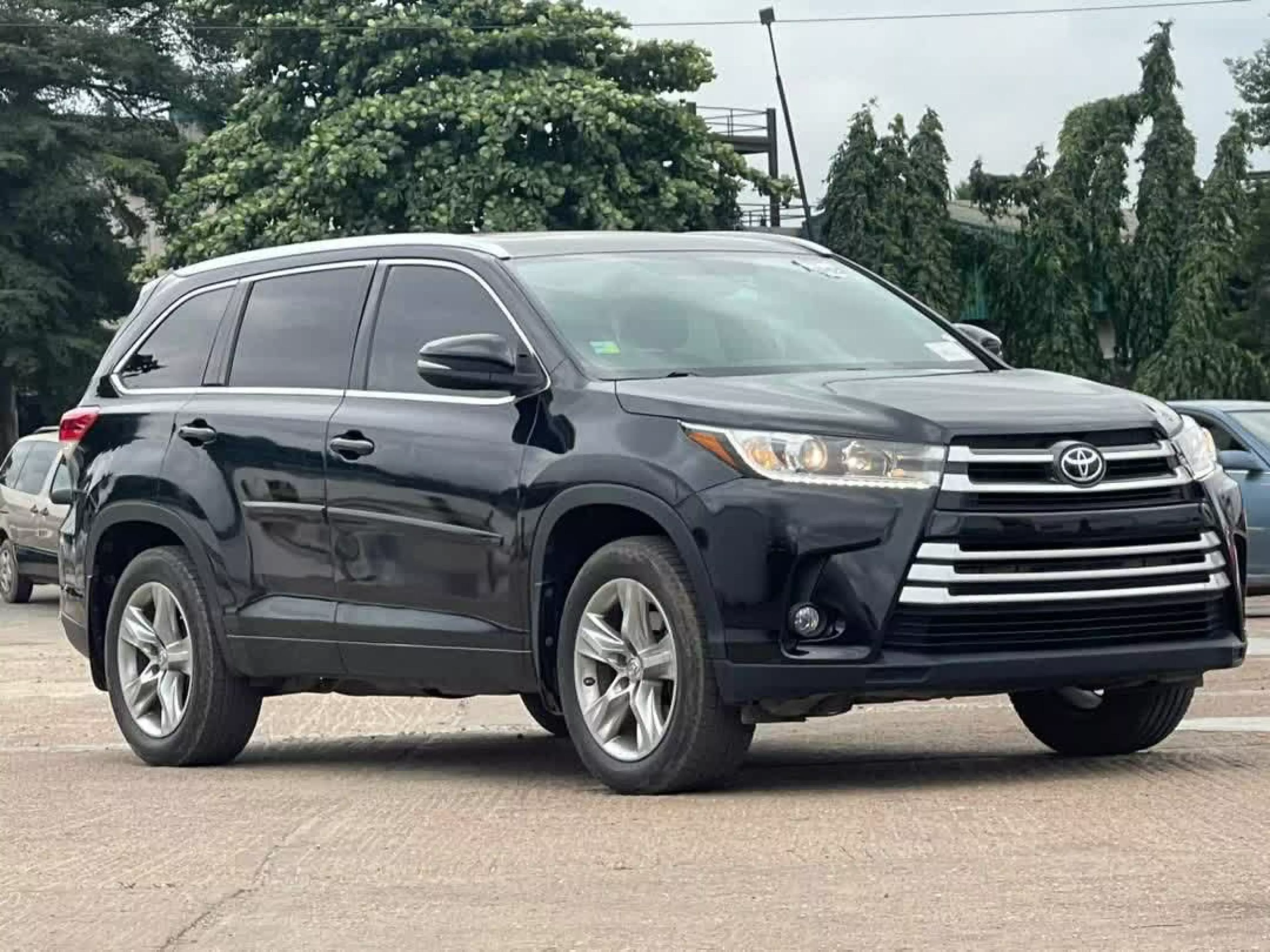 Toyota Highlander - 2015