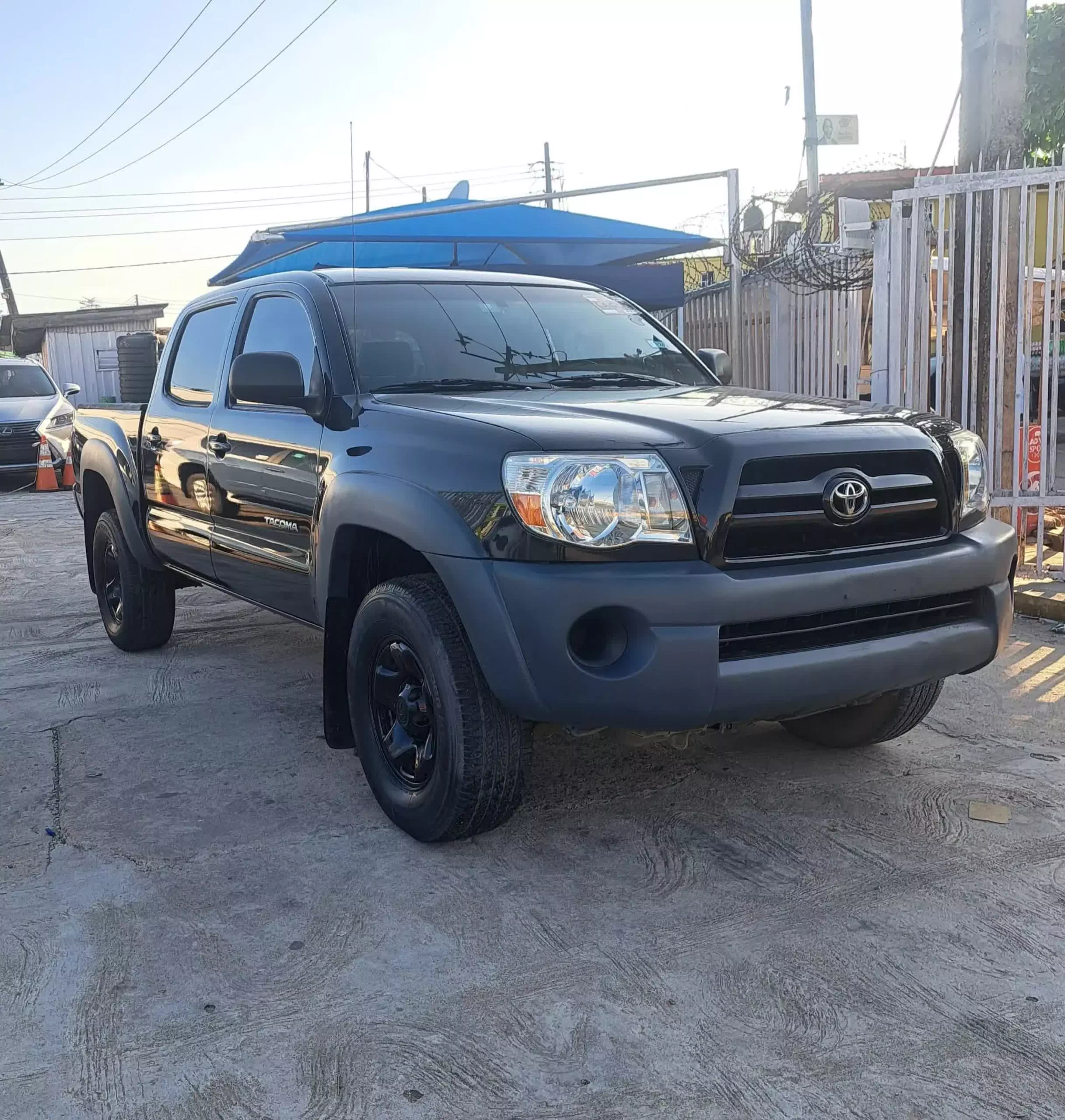 Toyota Tacoma  - 2009