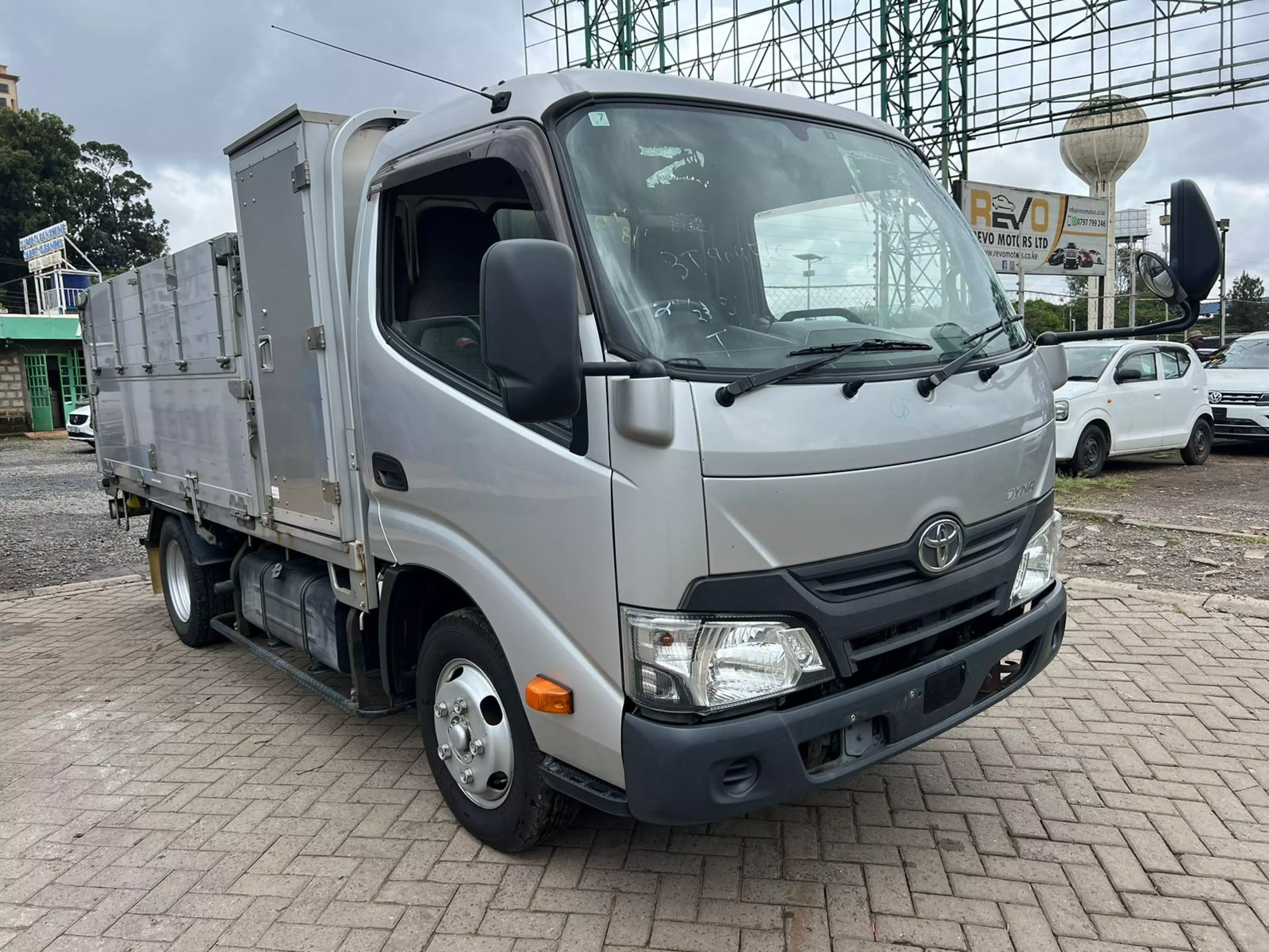 Toyota Dyna  - 2017