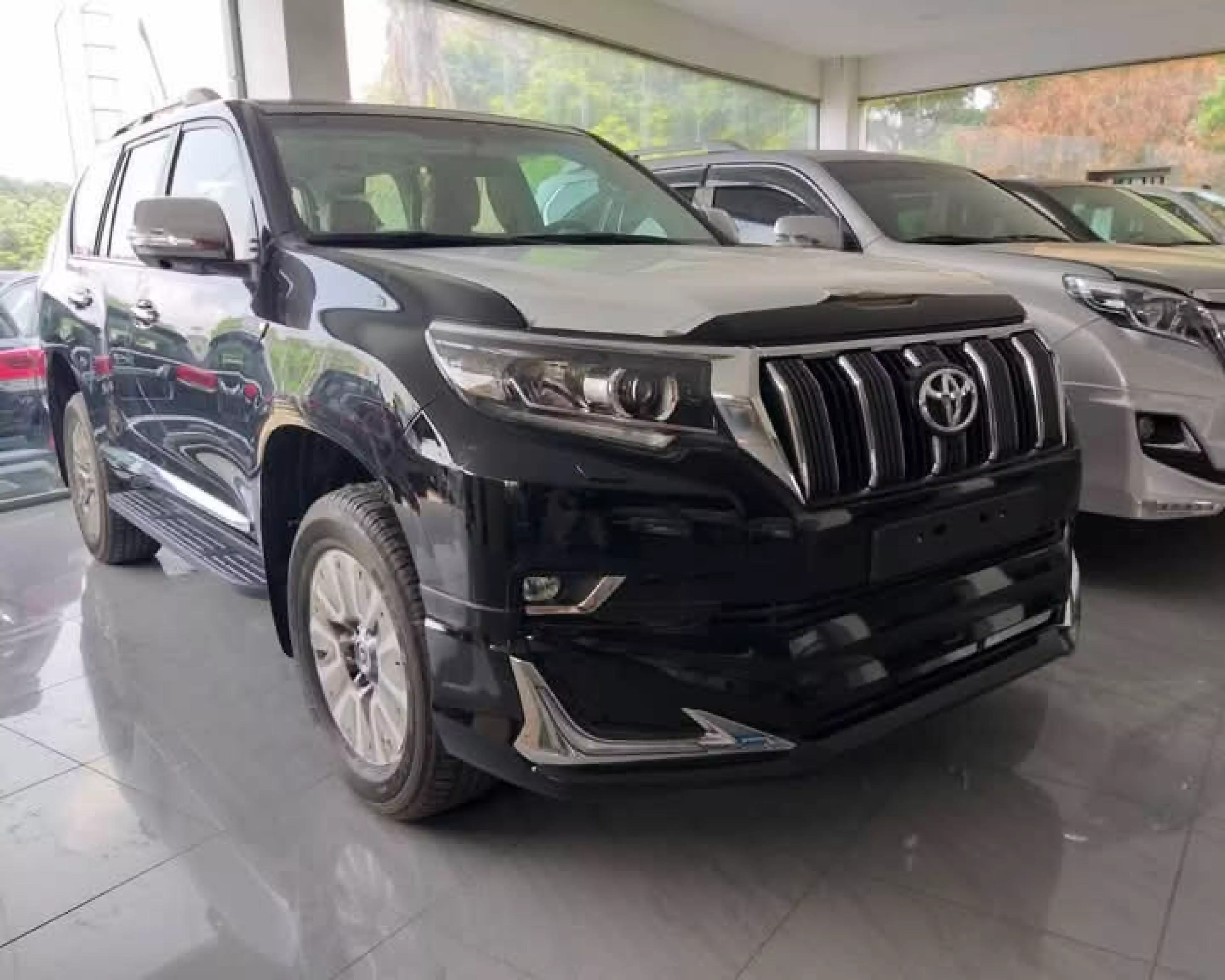 Toyota Prado VX  - 2023