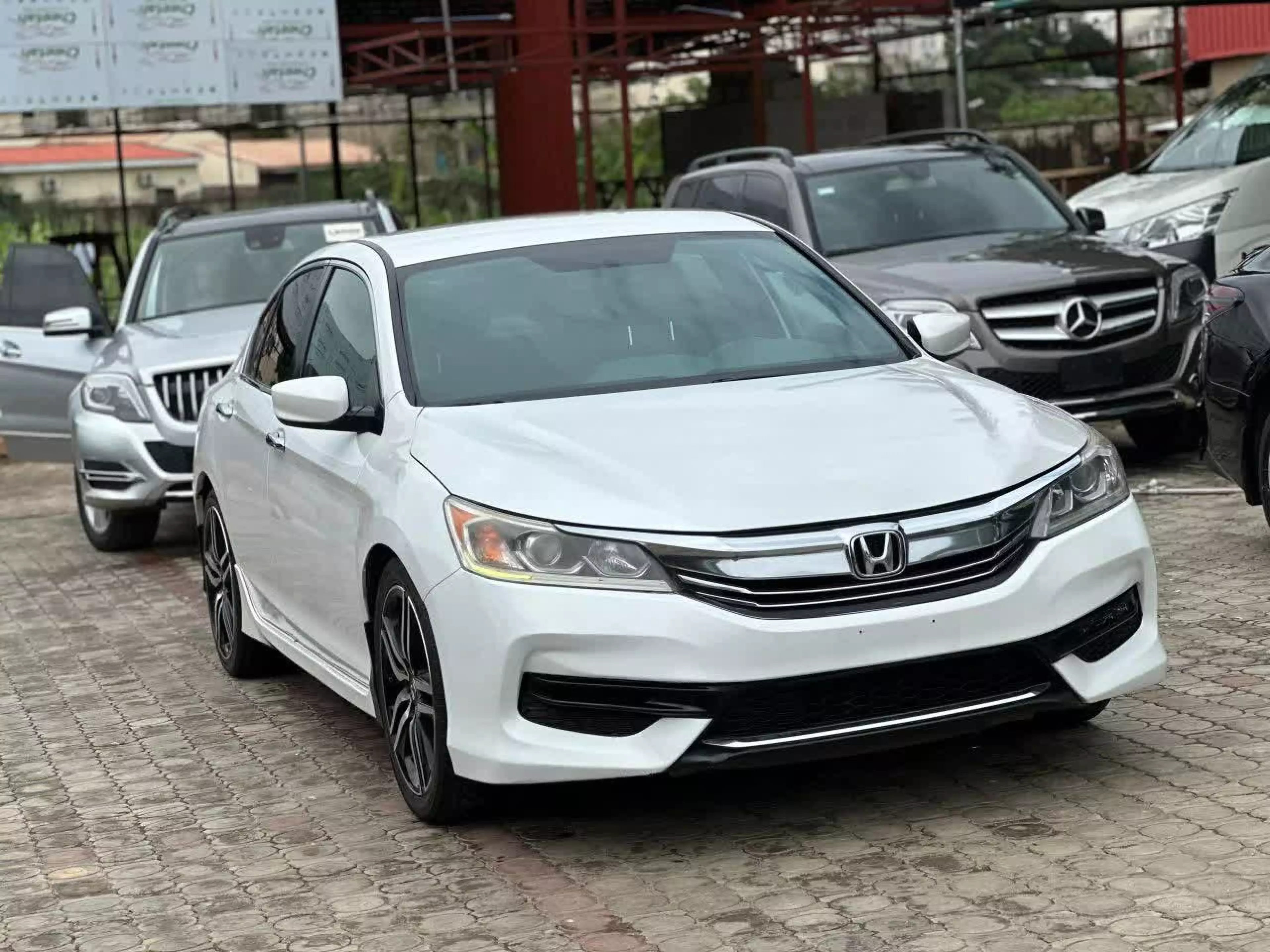 Honda Accord  - 2017