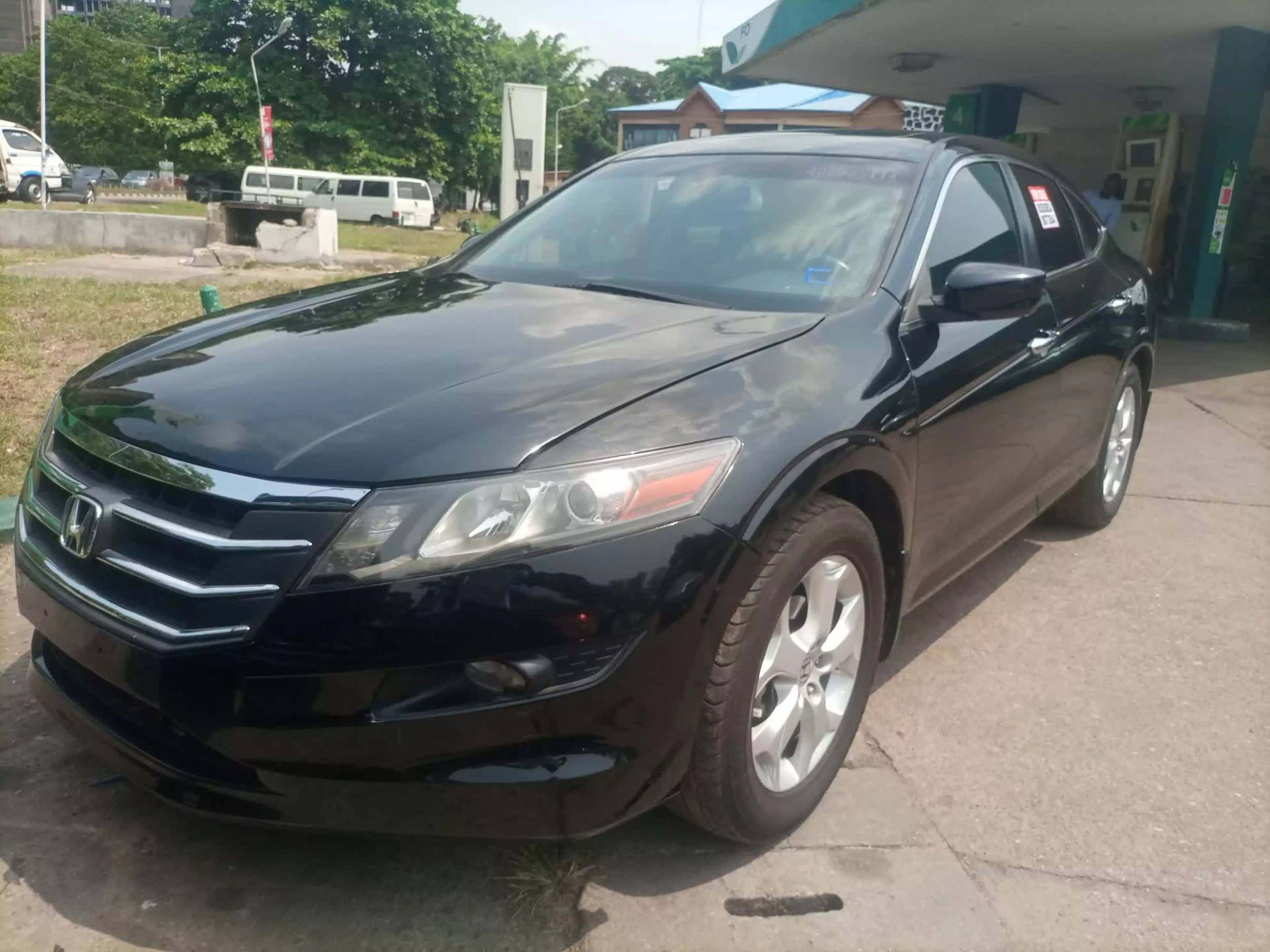 Honda Crosstour - 2010