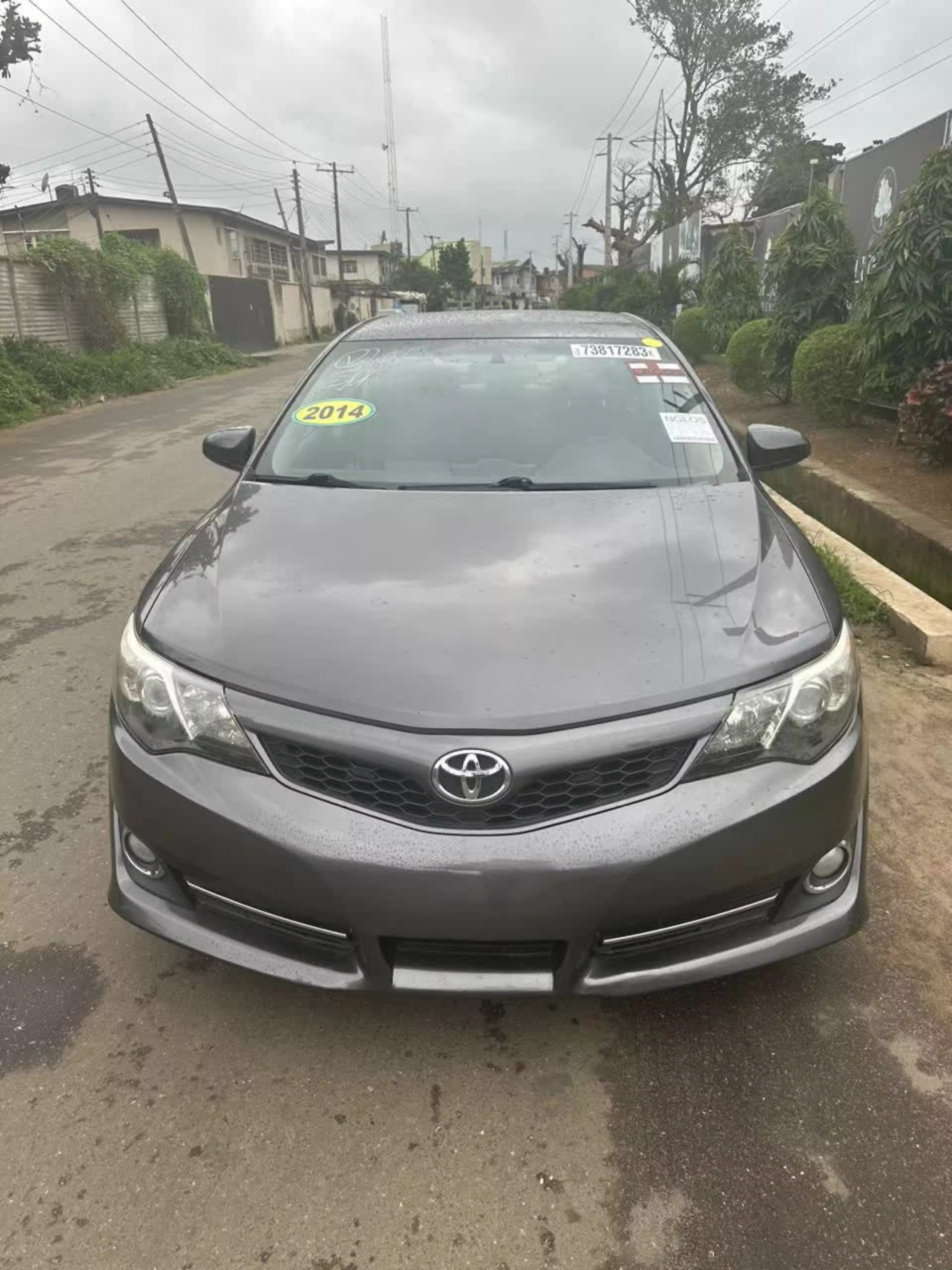 Toyota Camry - 2014