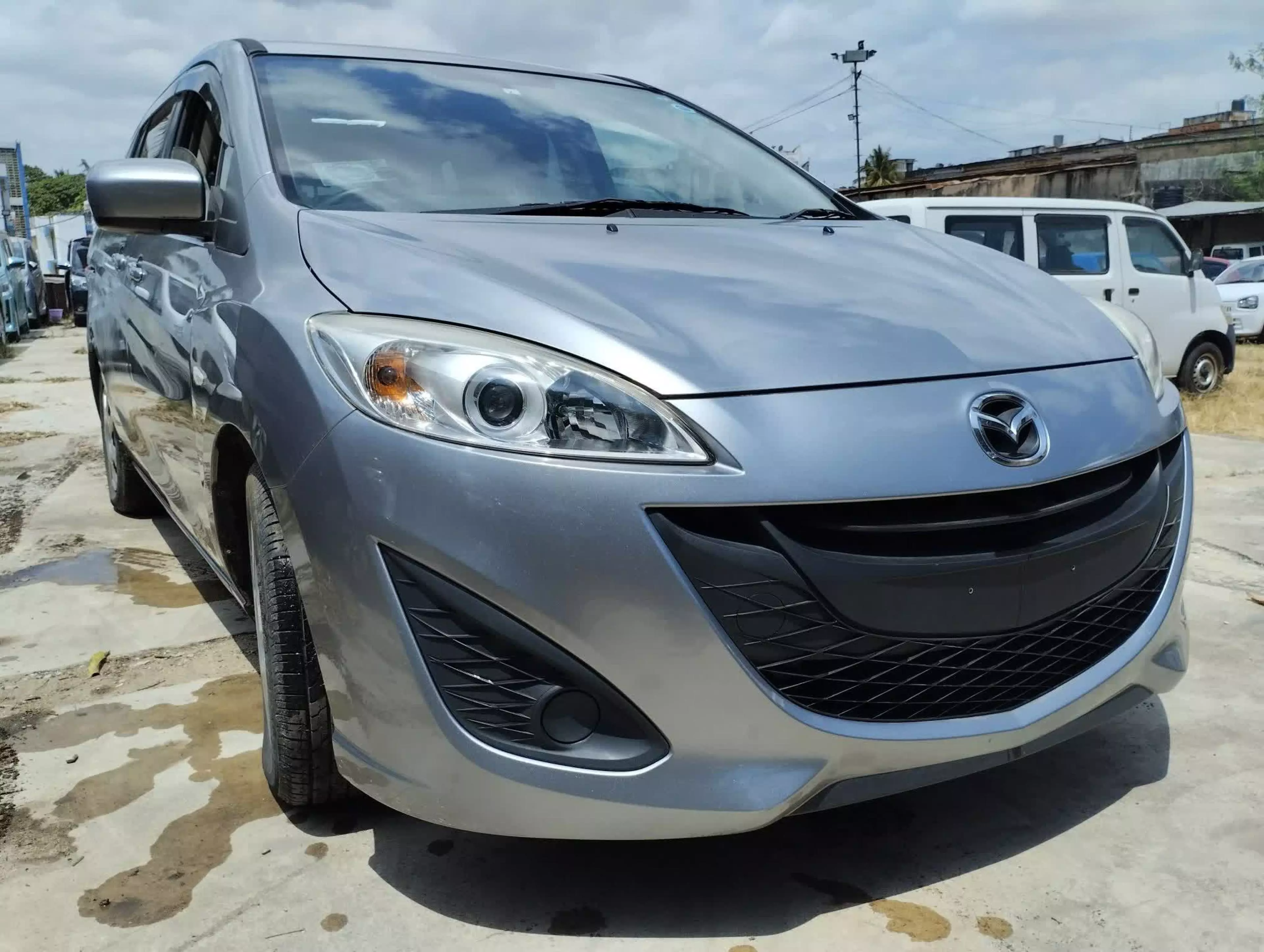 Mazda Premacy  - 2016