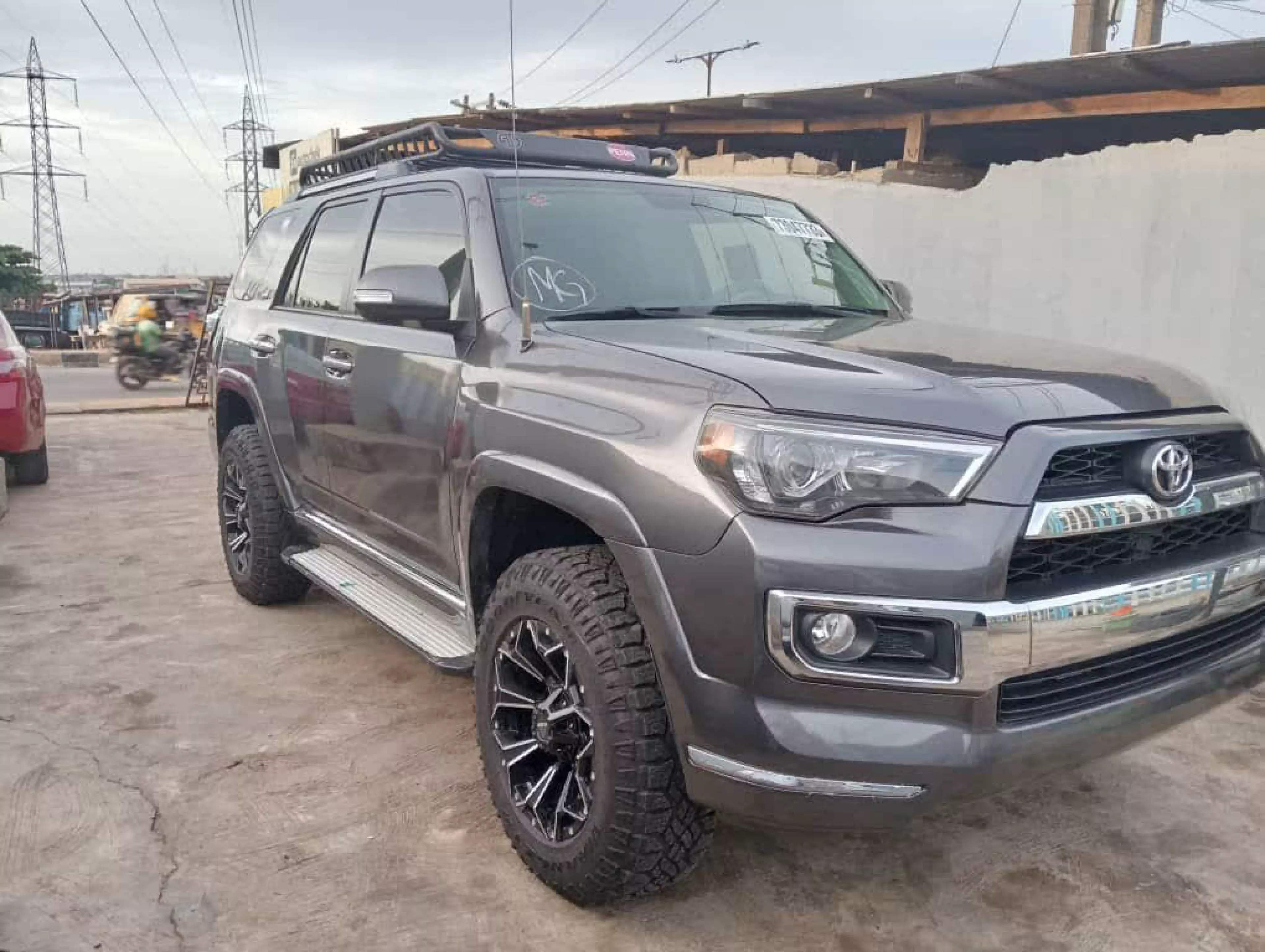 Toyota 4-Runner - 2013