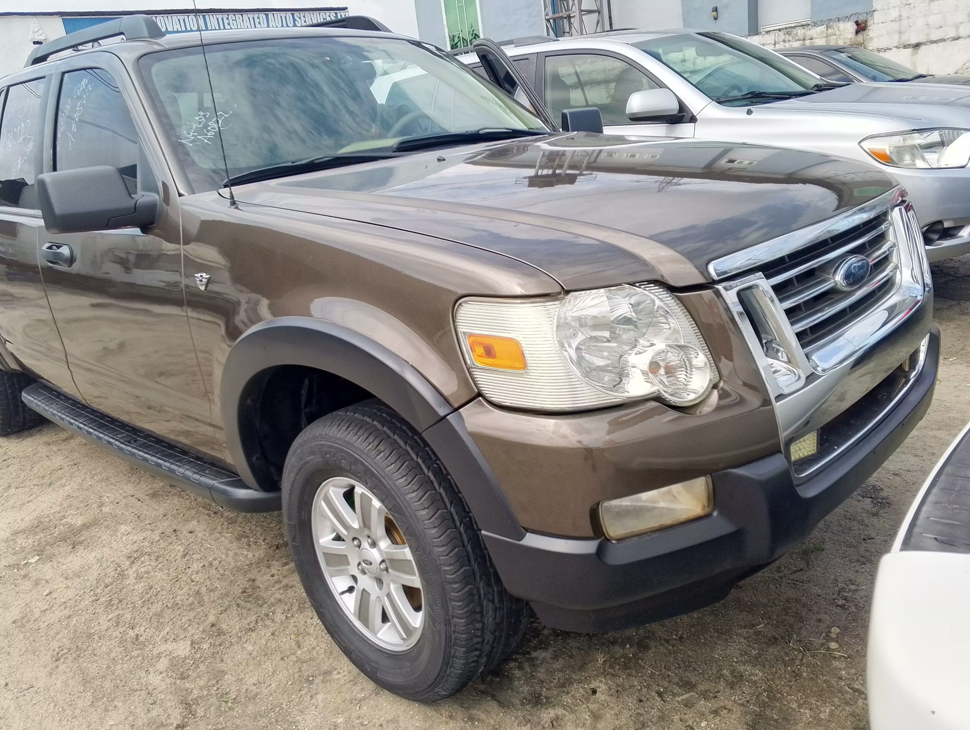 Ford explorer trac  - 2007