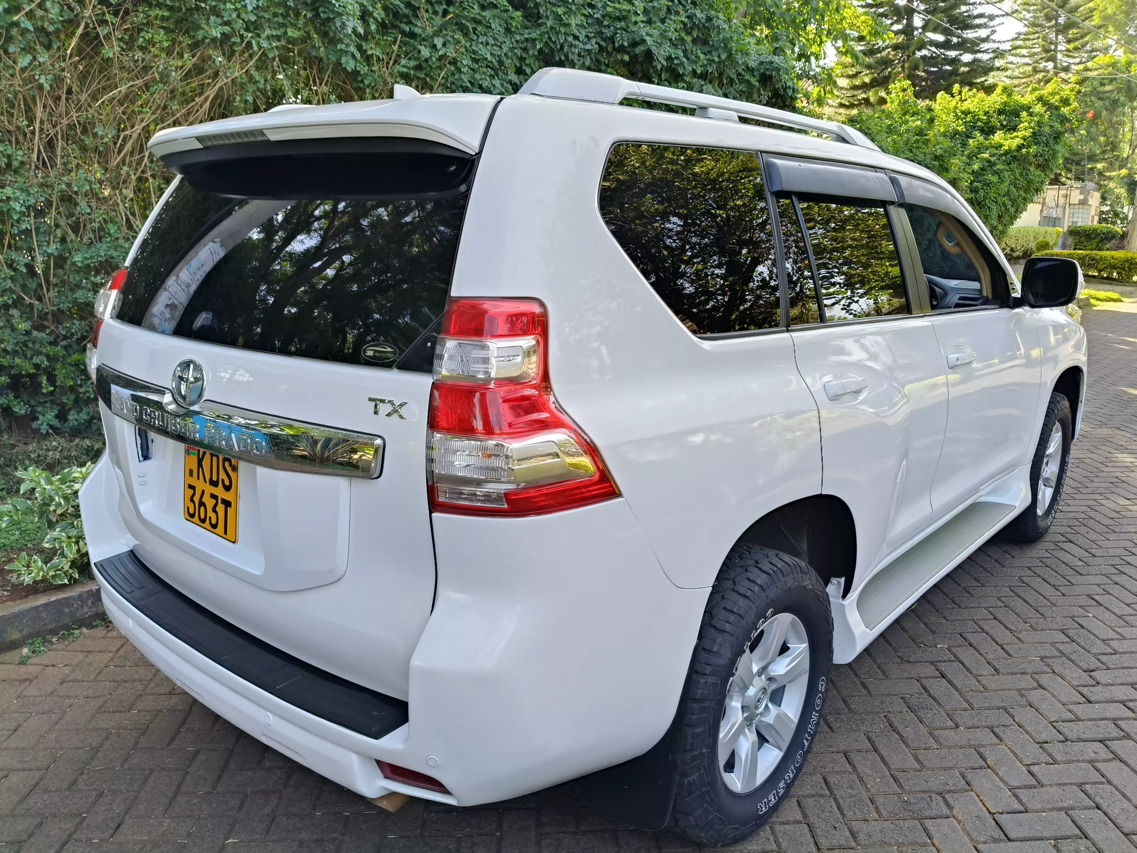 Toyota Landcruiser Prado  - 2015