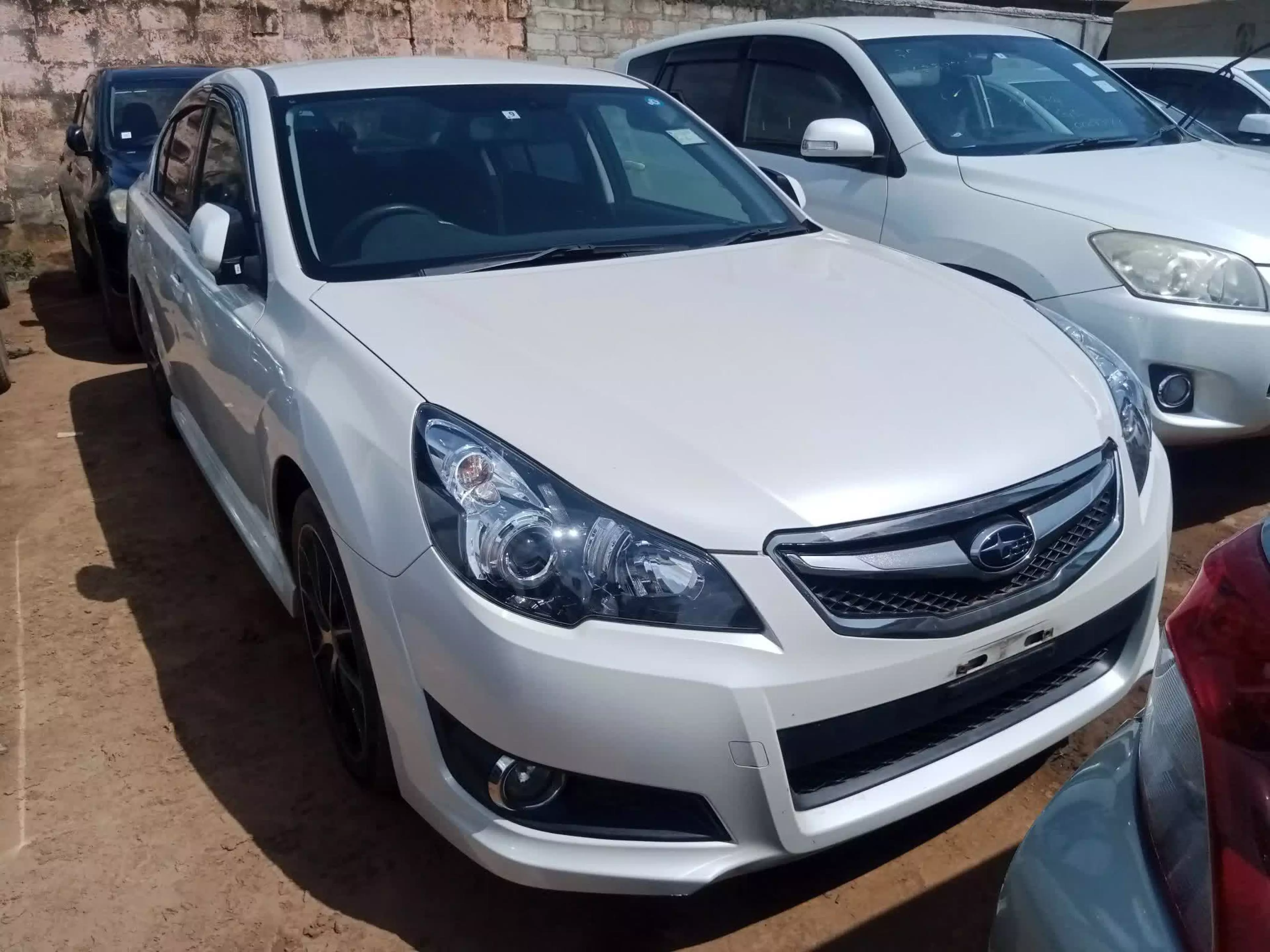 Subaru Legacy - 2010