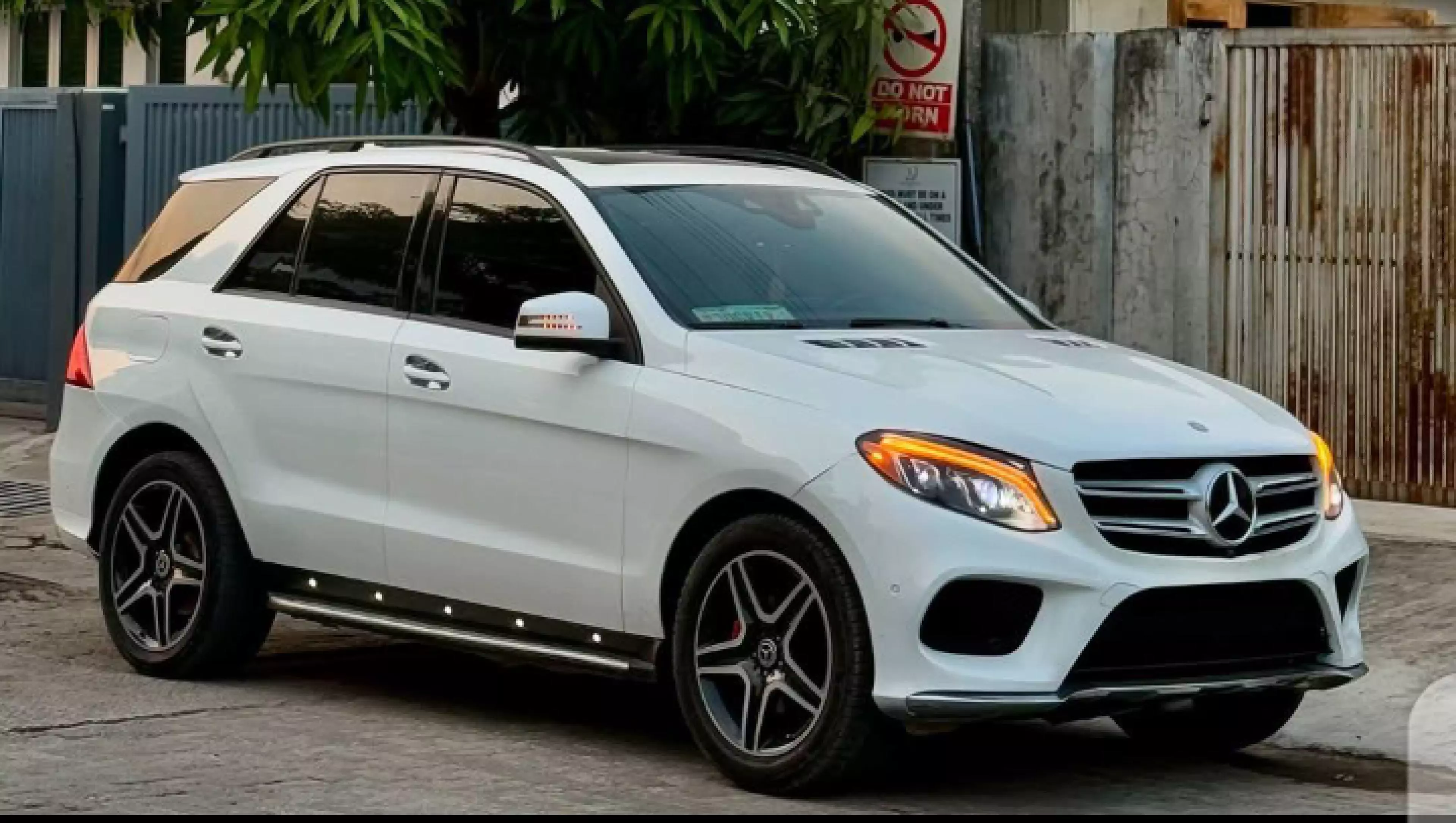 Mercedes-Benz GLE 350 - 2016