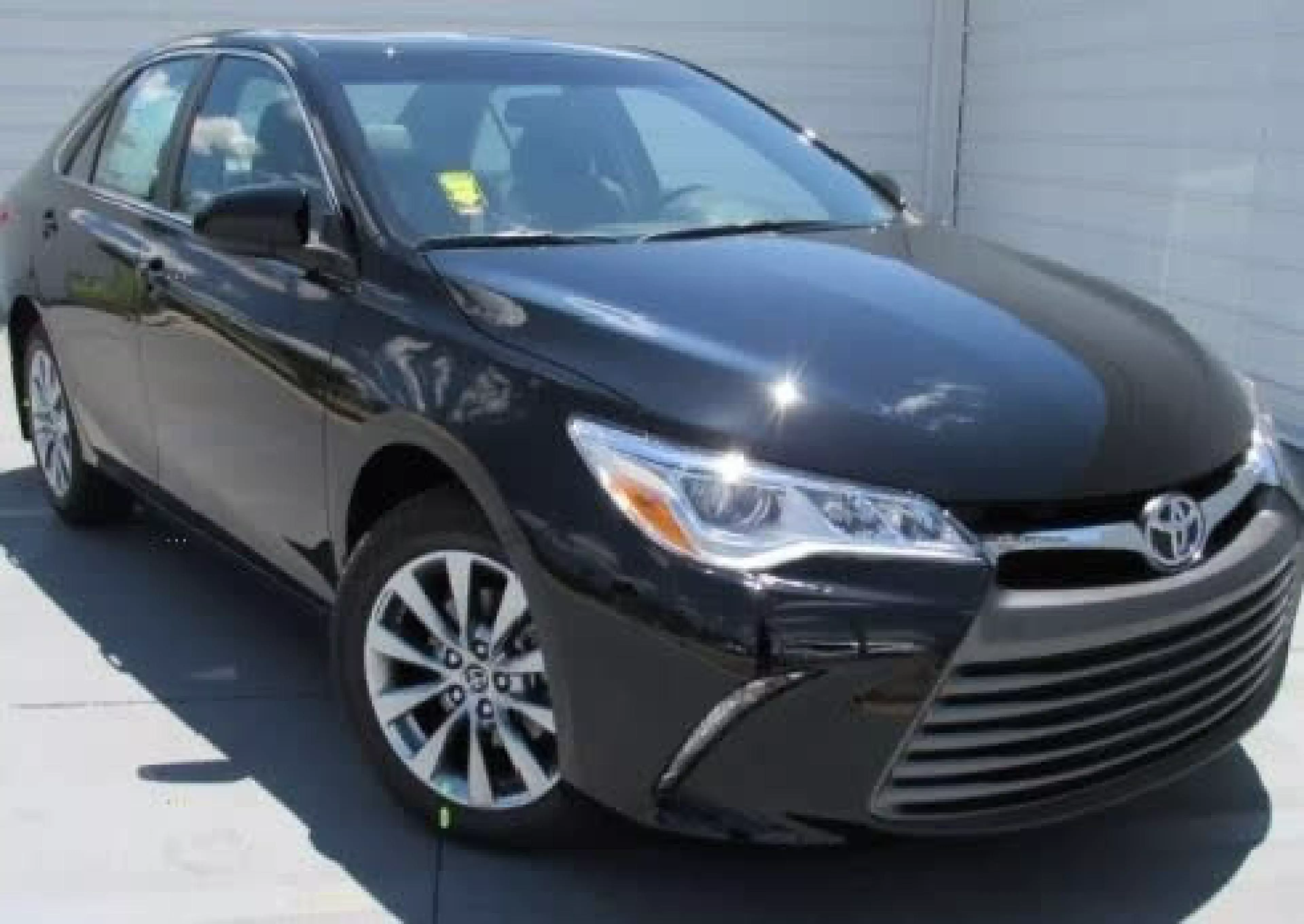 Toyota Camry  - 2015