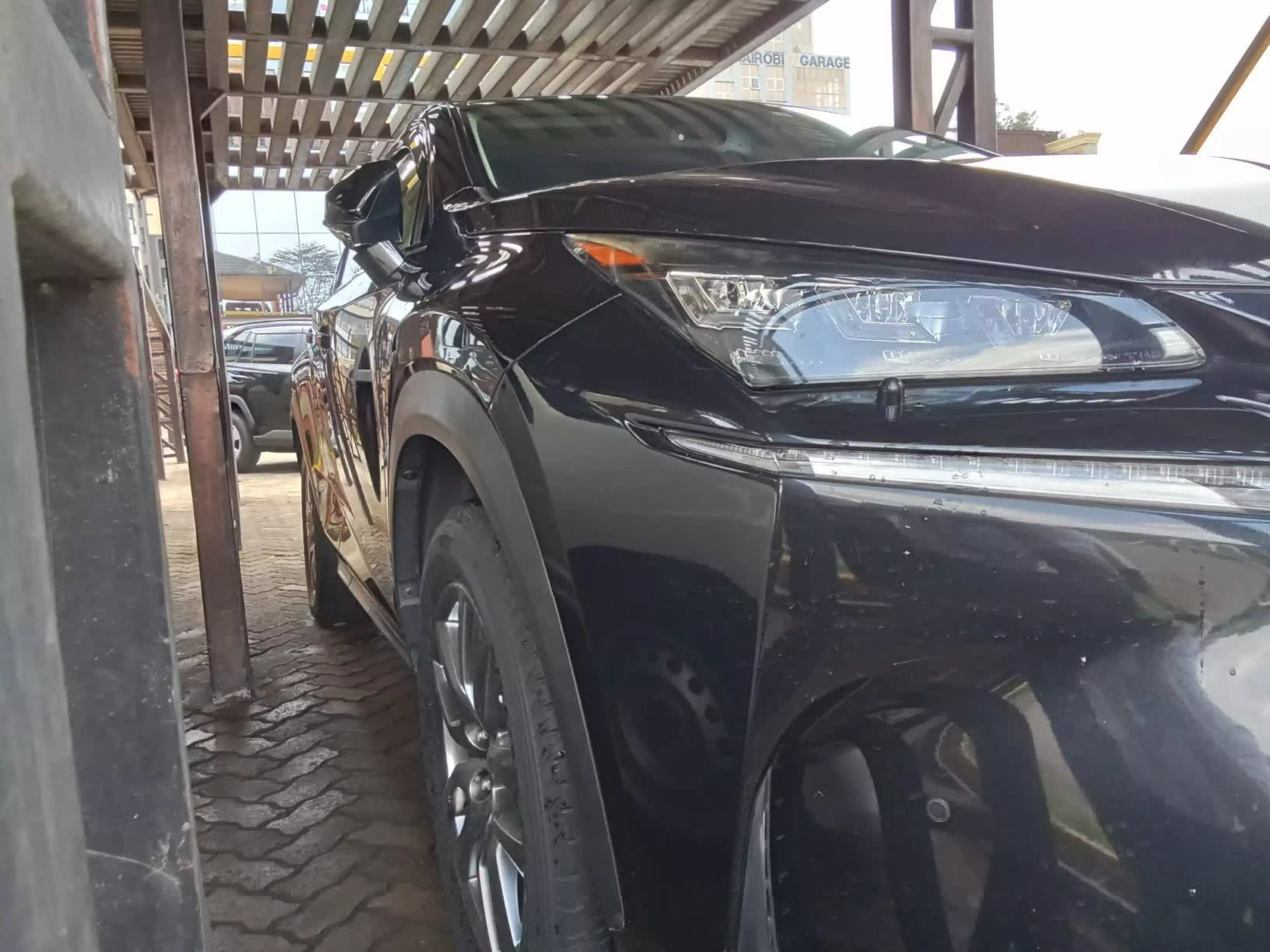 Lexus NX300h Hybrid  - 2015