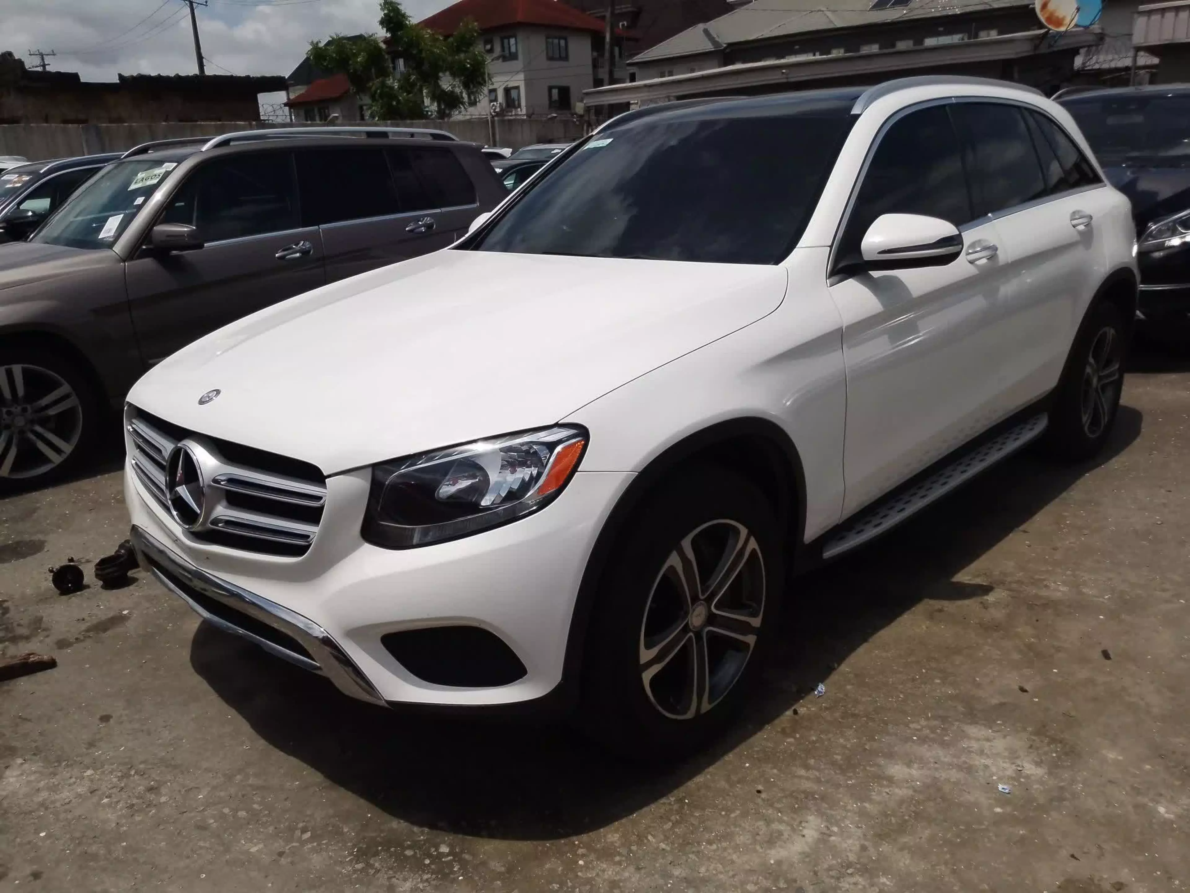 Mercedes-Benz GLC 300  - 2017