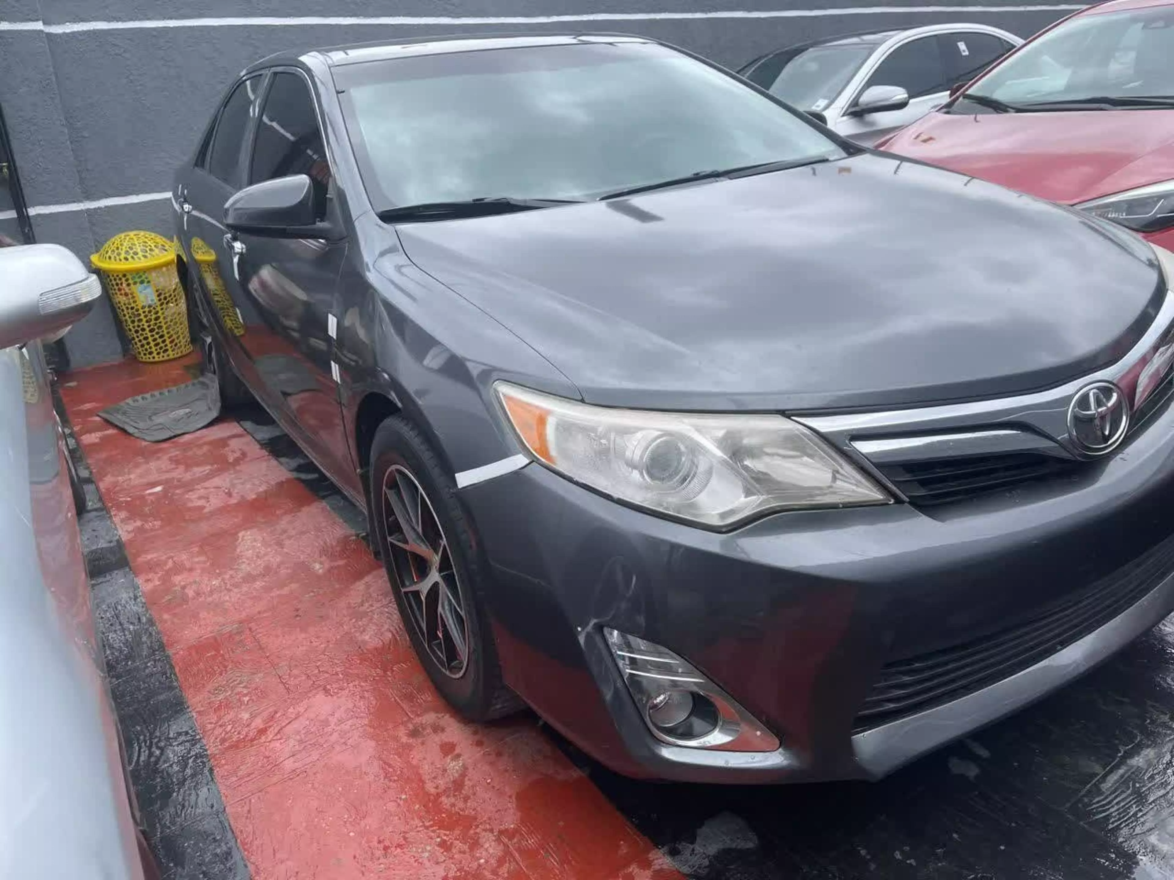 Toyota Camry - 2012