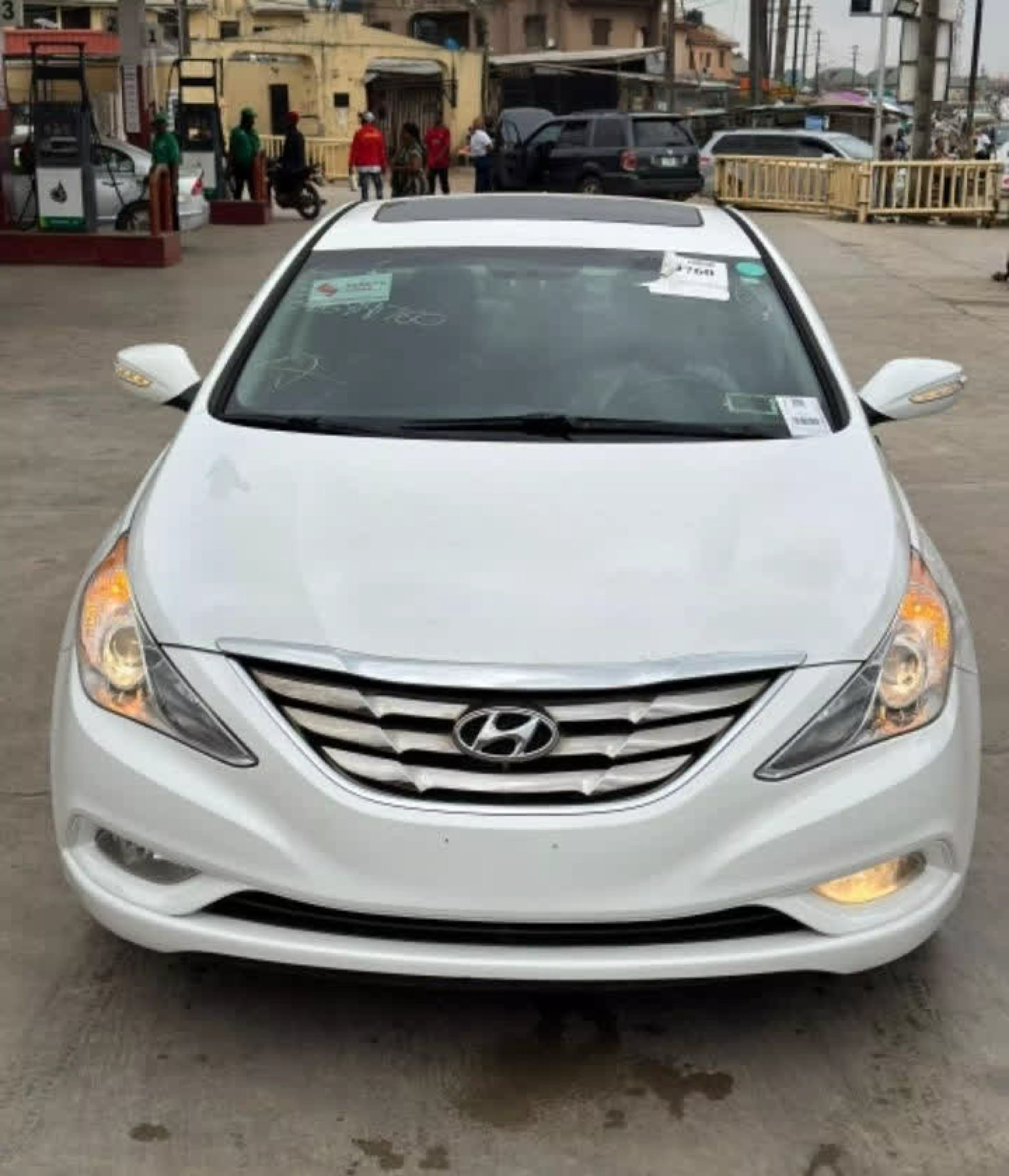 Hyundai Sonata  - 2013