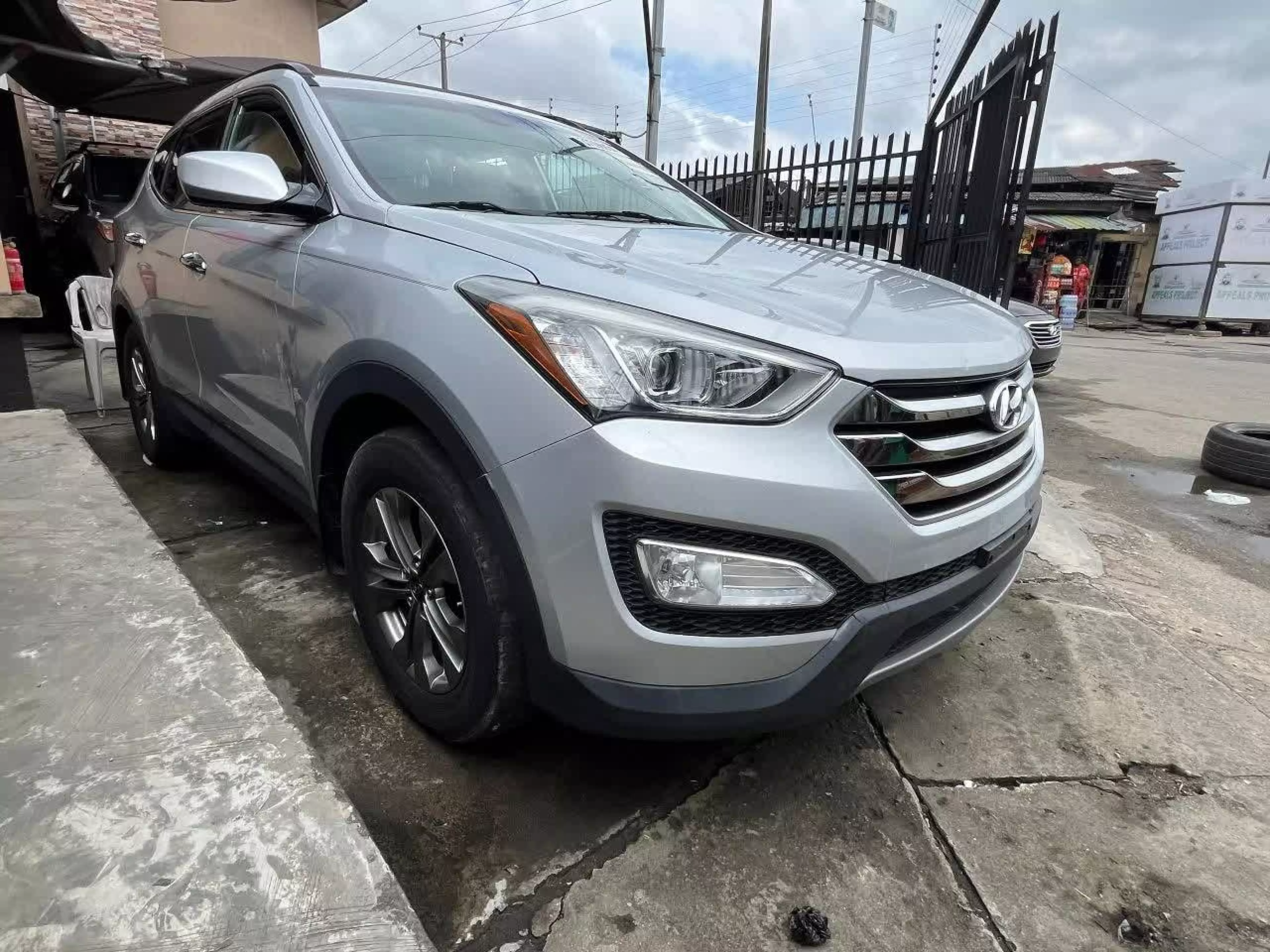 Hyundai Santa Fe  - 2016