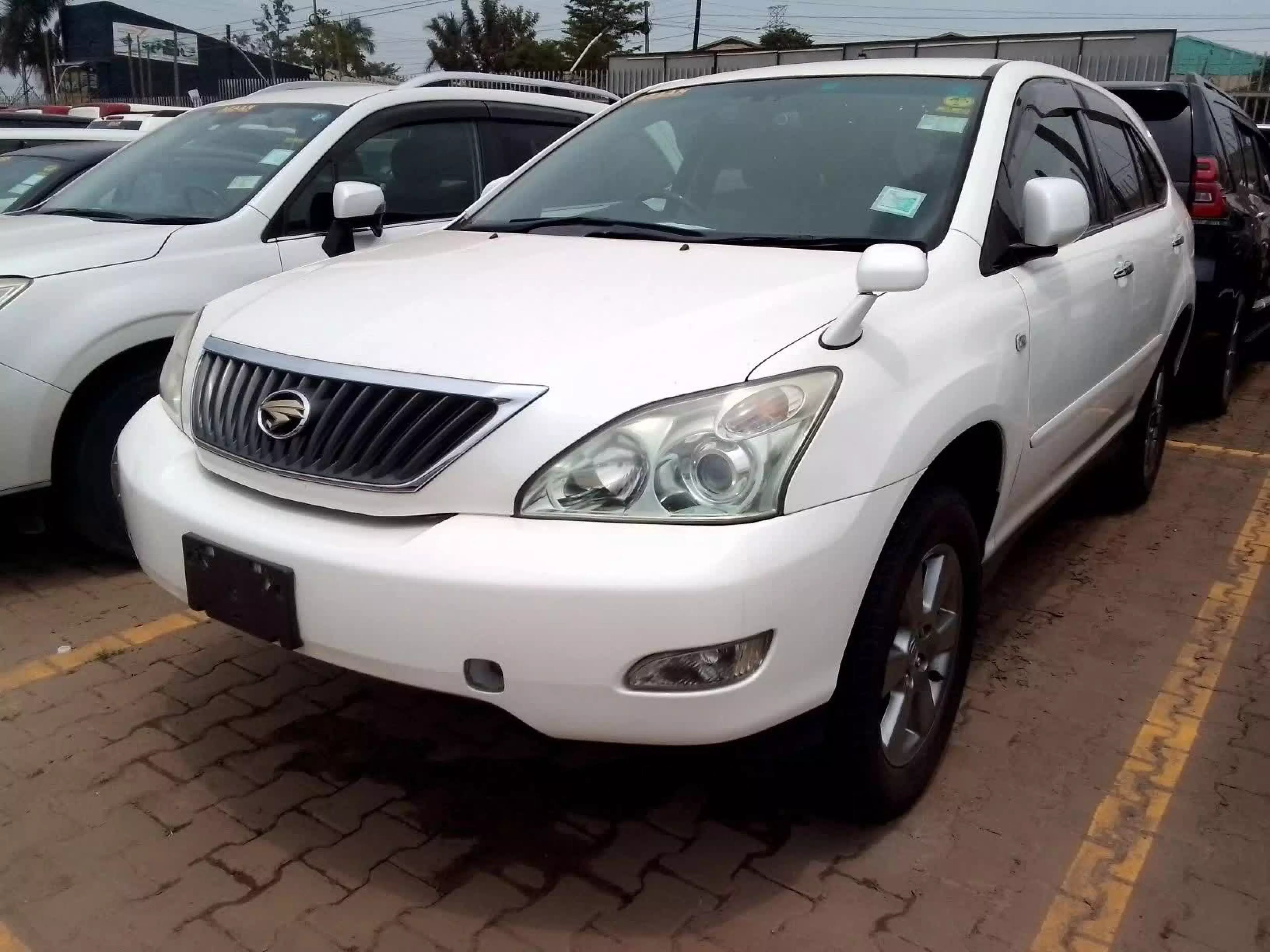 Toyota Harrier  - 2008