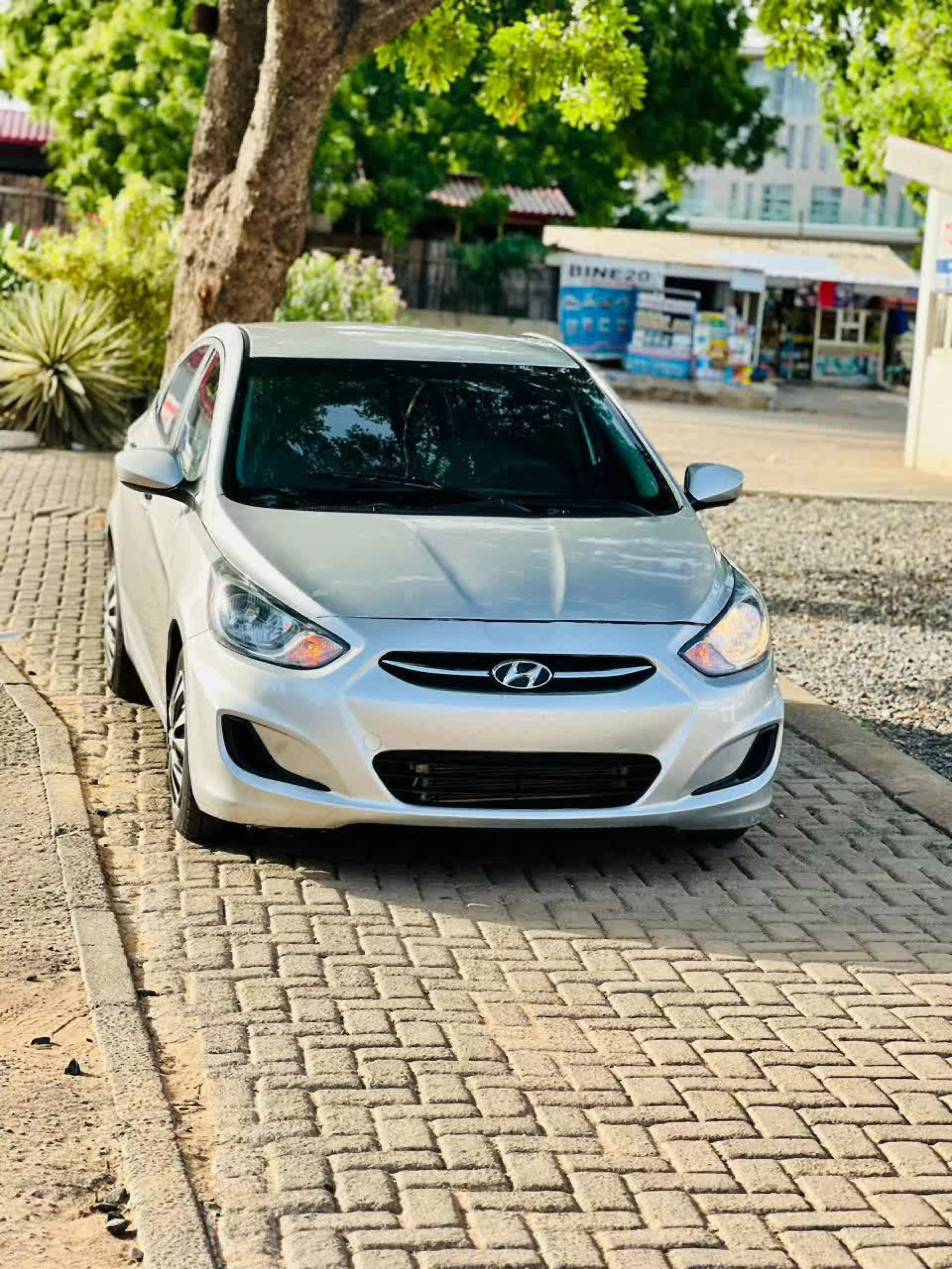 Hyundai Accent - 2014