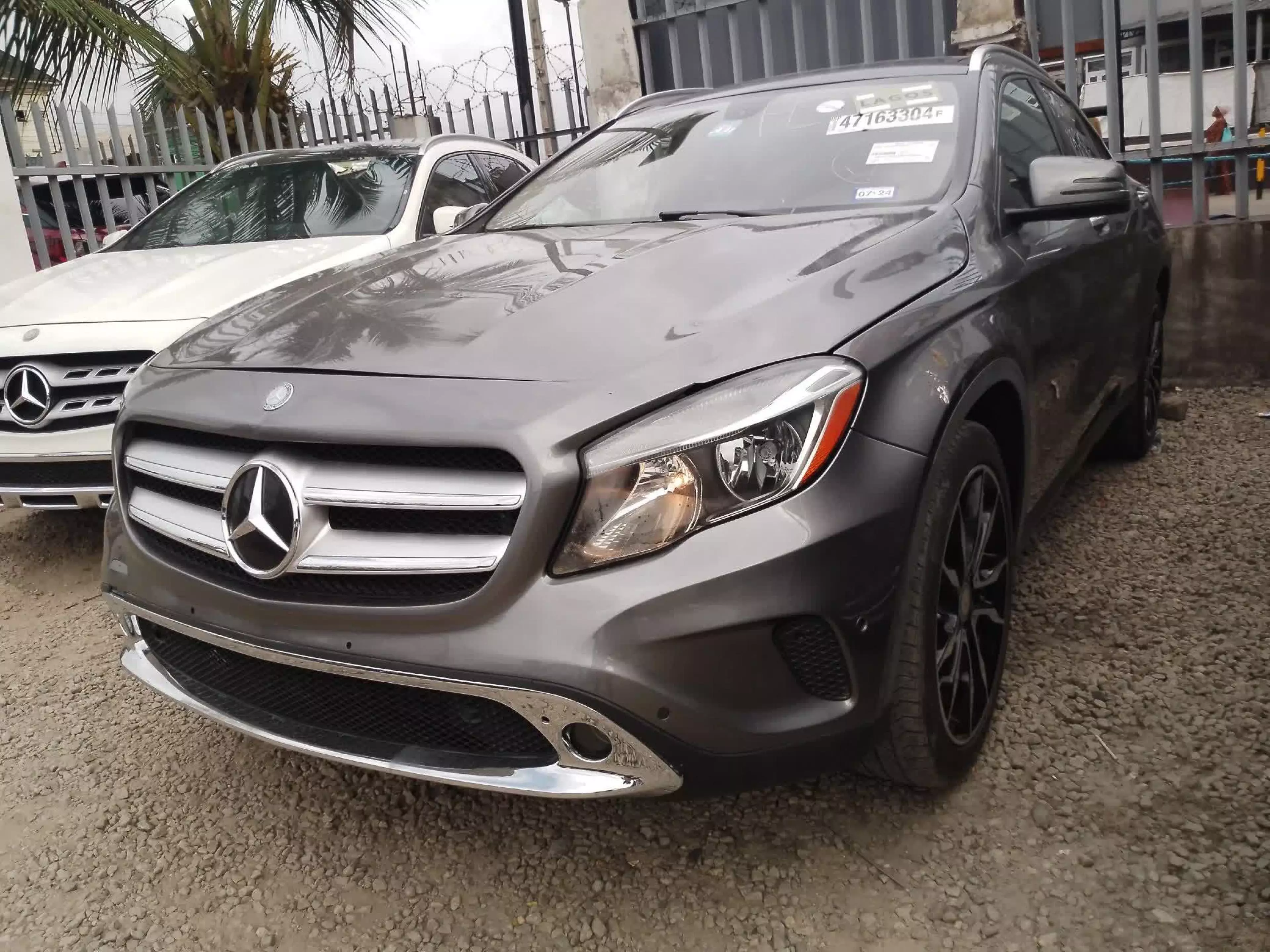 Mercedes-Benz GLA 250 - 2015