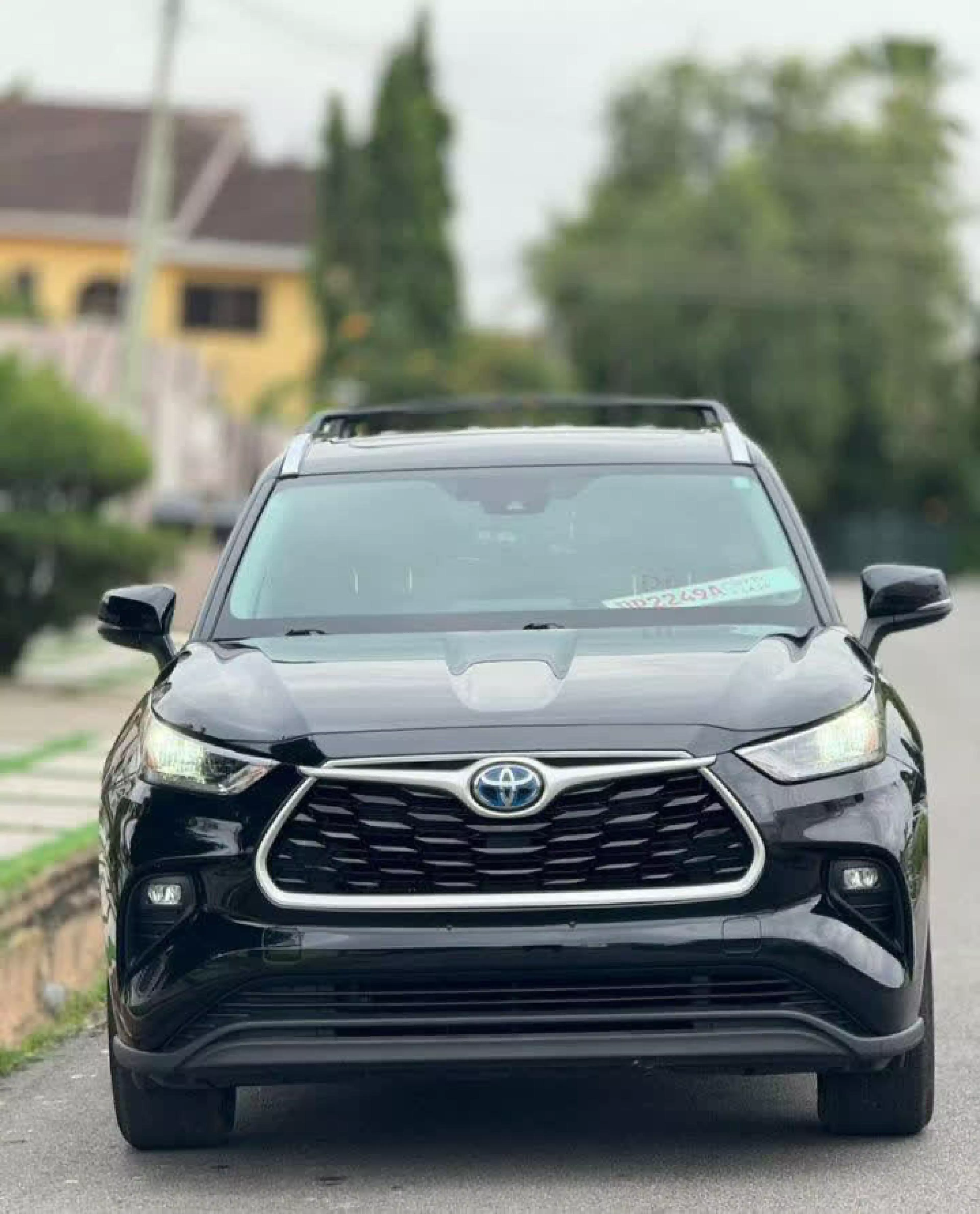 Toyota Highlander  - 2021