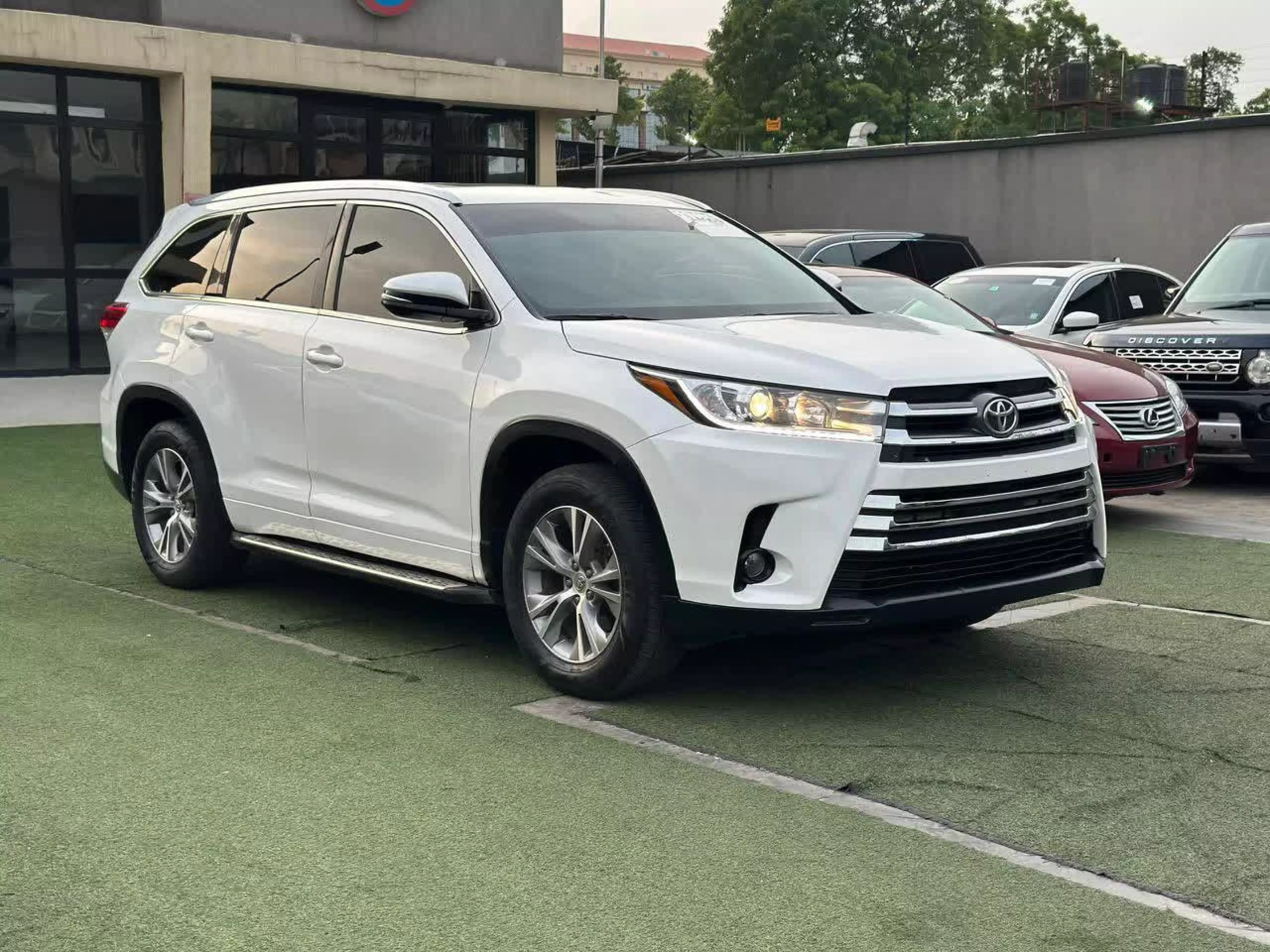 Toyota Highlander  - 2015