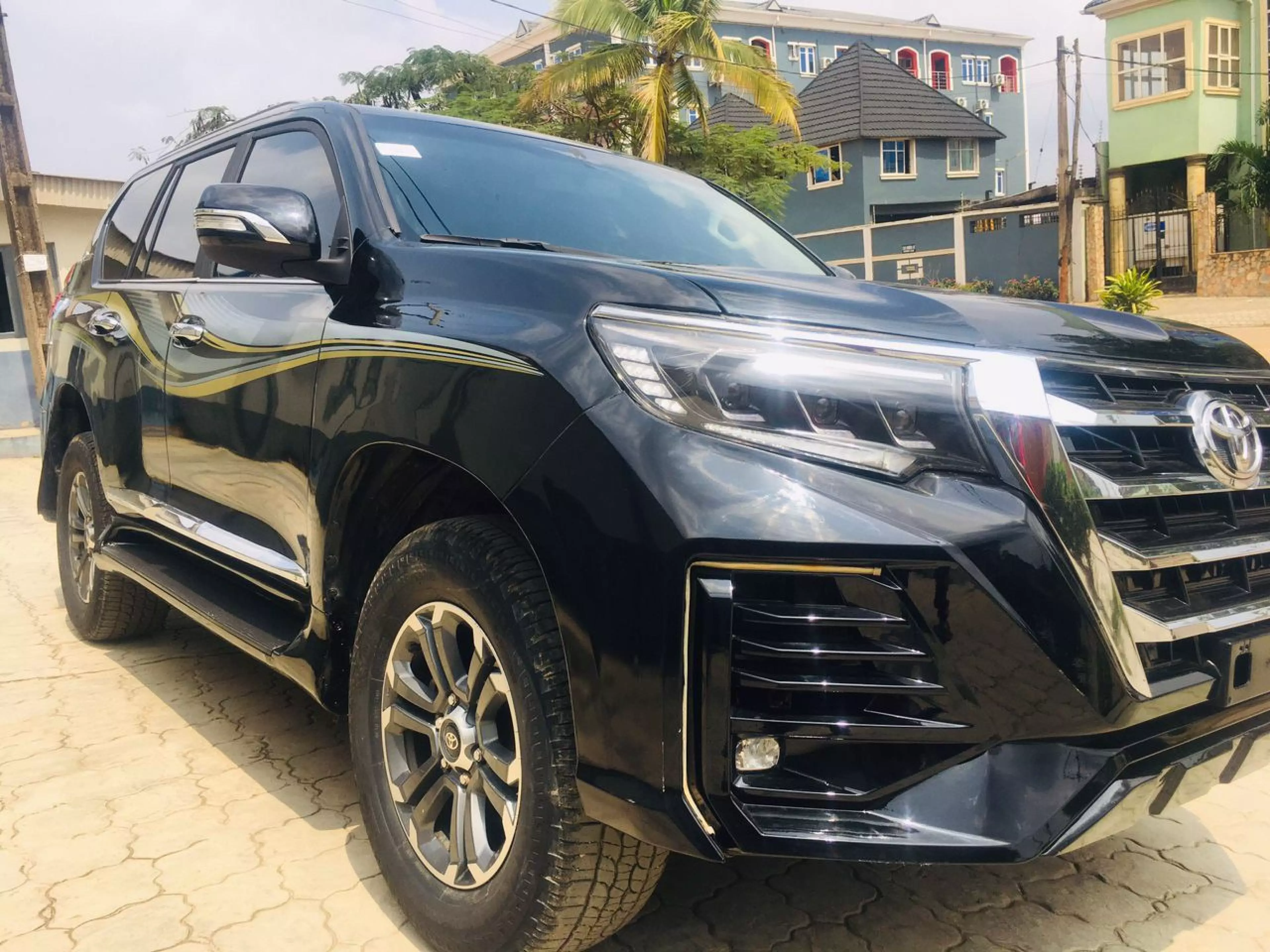 Toyota Land Cruiser Prado TX L - 2016