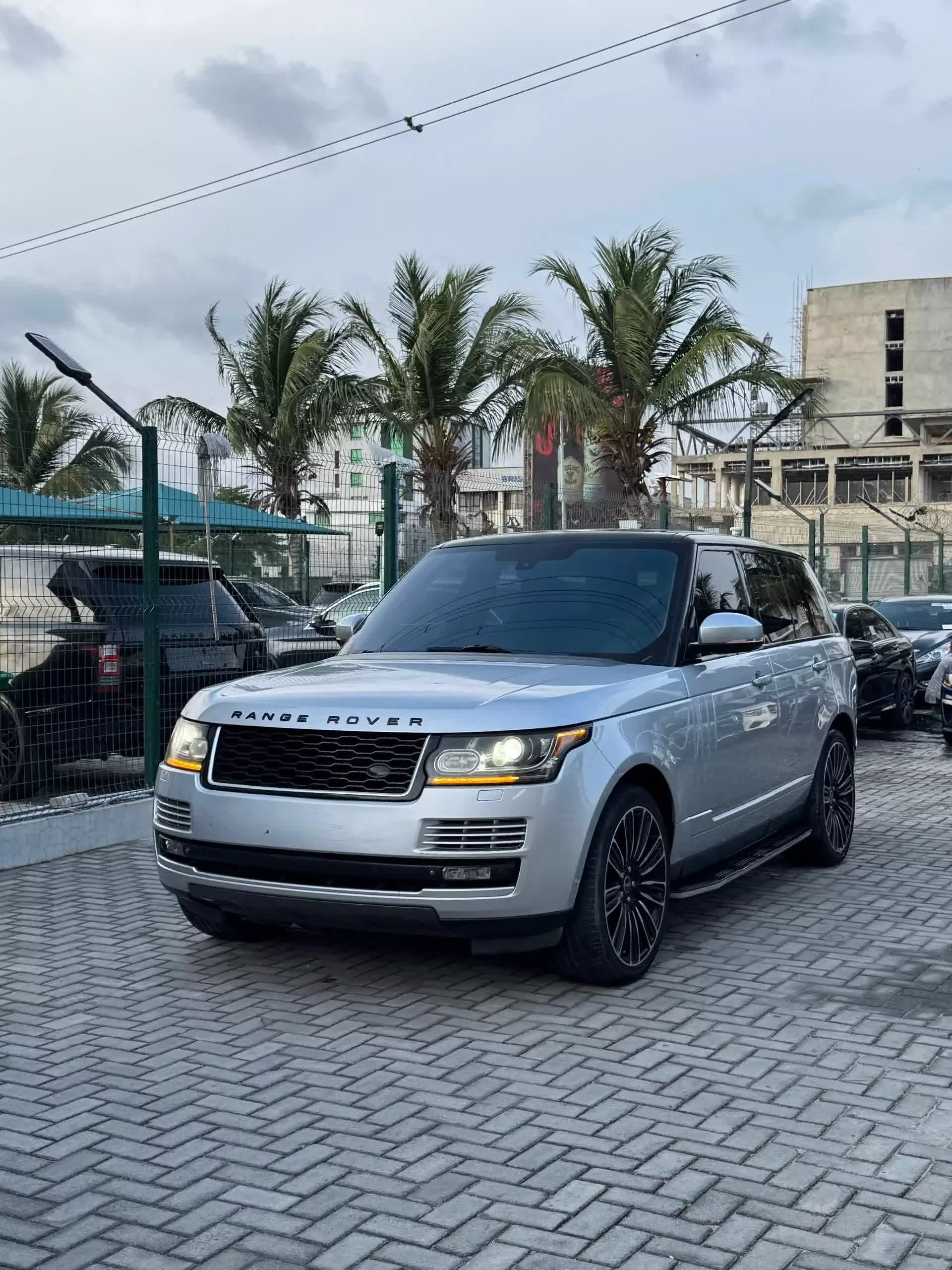 Land Rover Range Rover Autobiography  - 2013