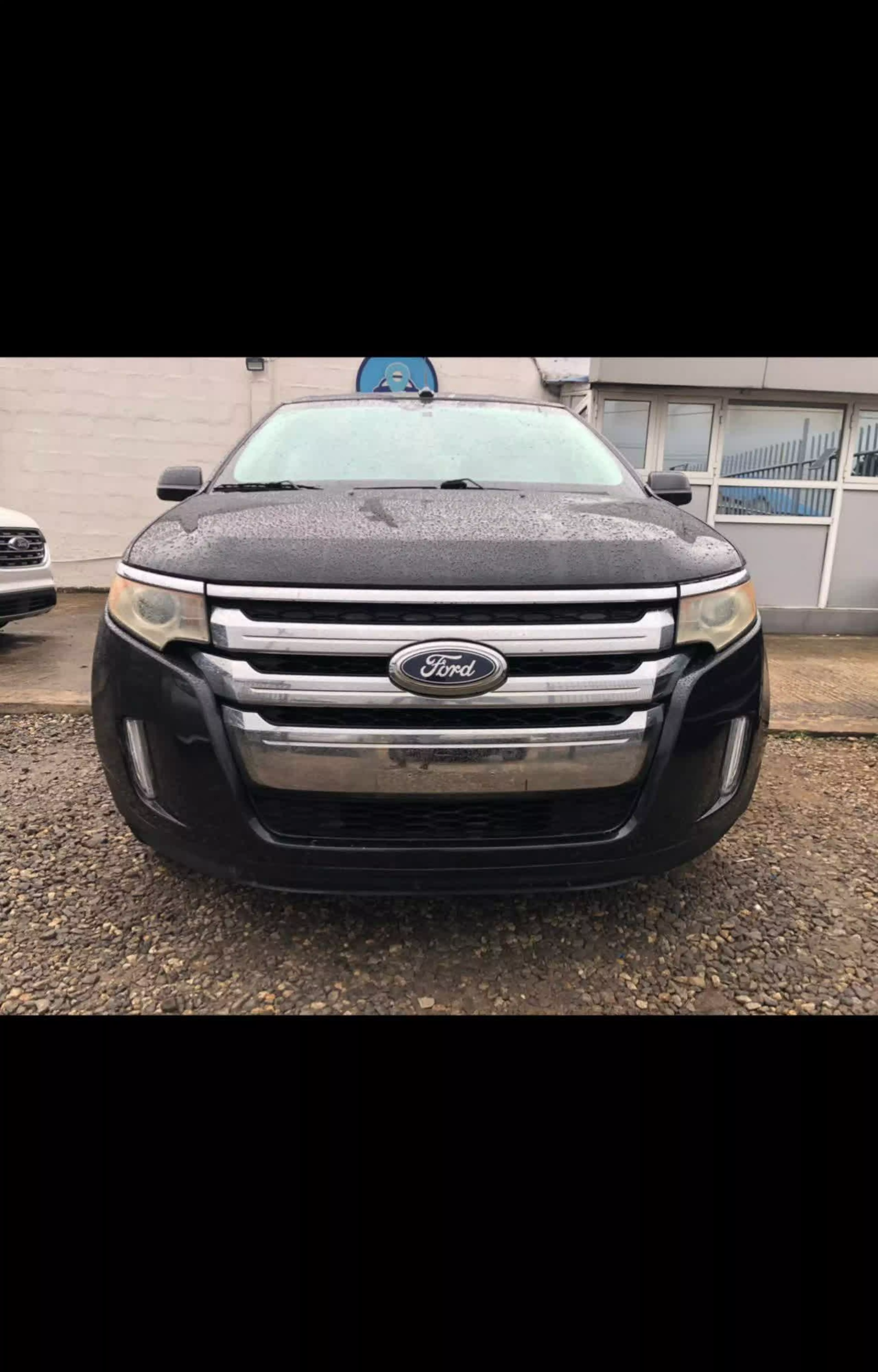 Ford Edge  - 2011