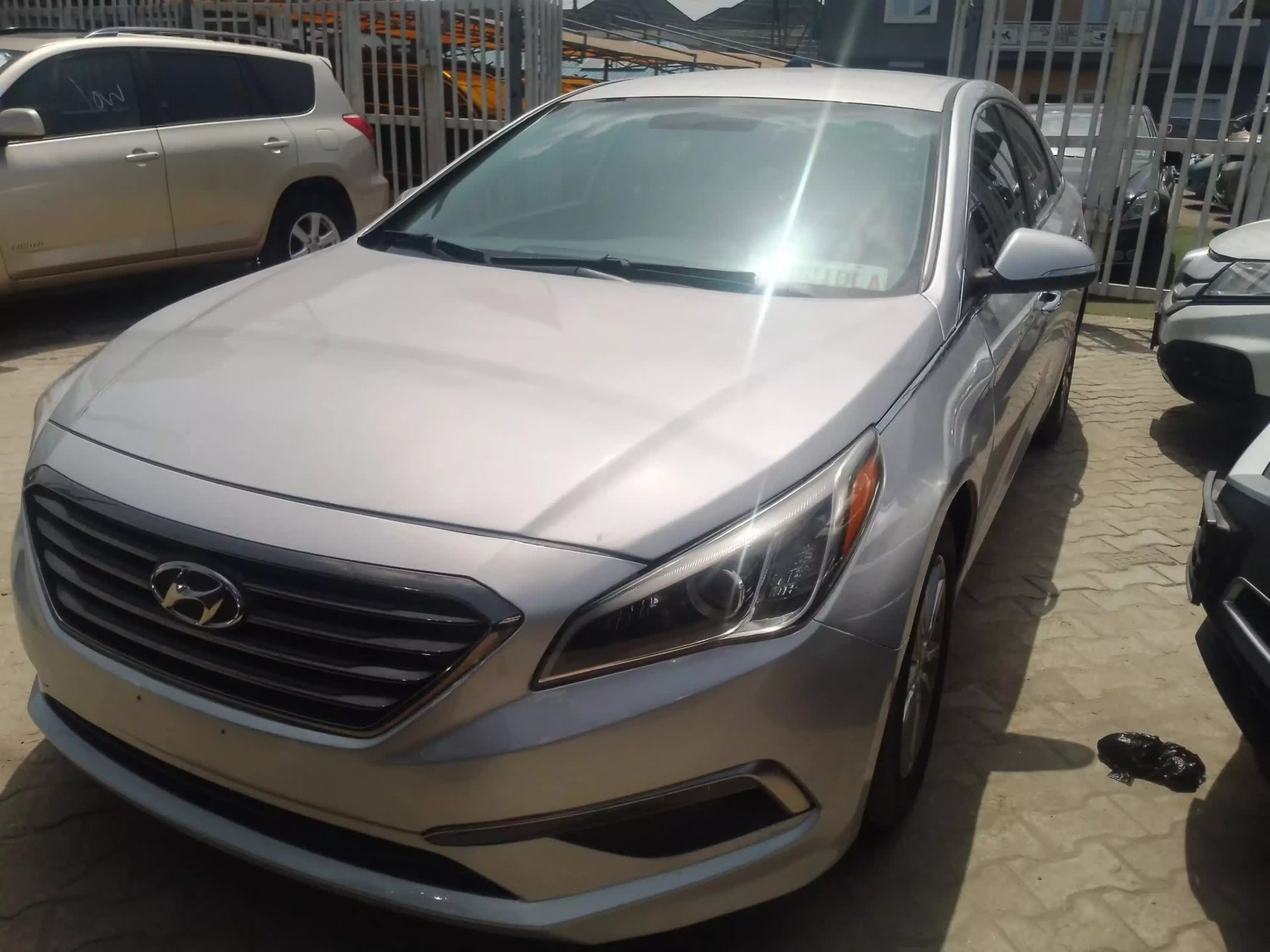 Hyundai Sonata  - 2015