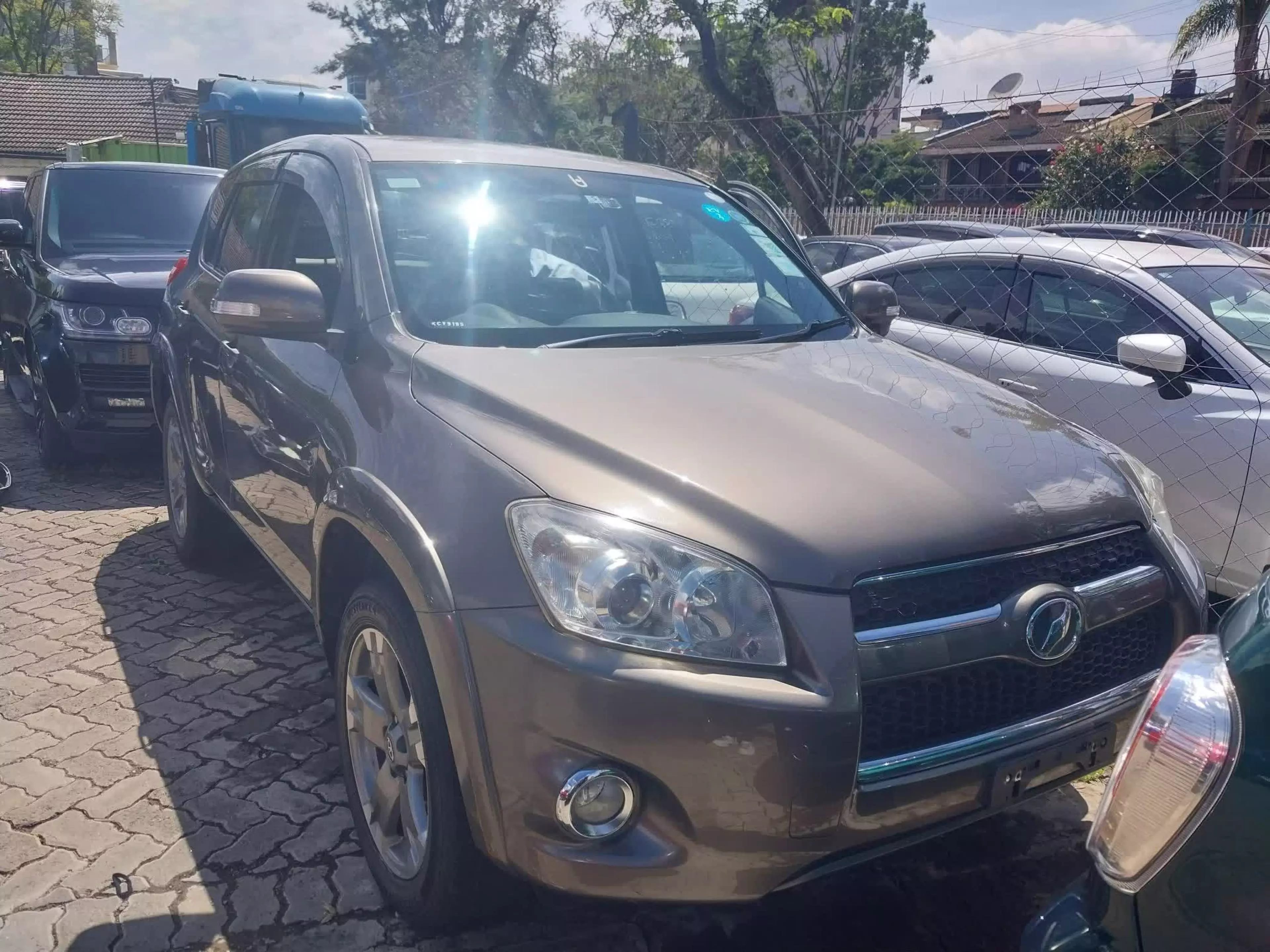 Toyota RAV 4  - 2013