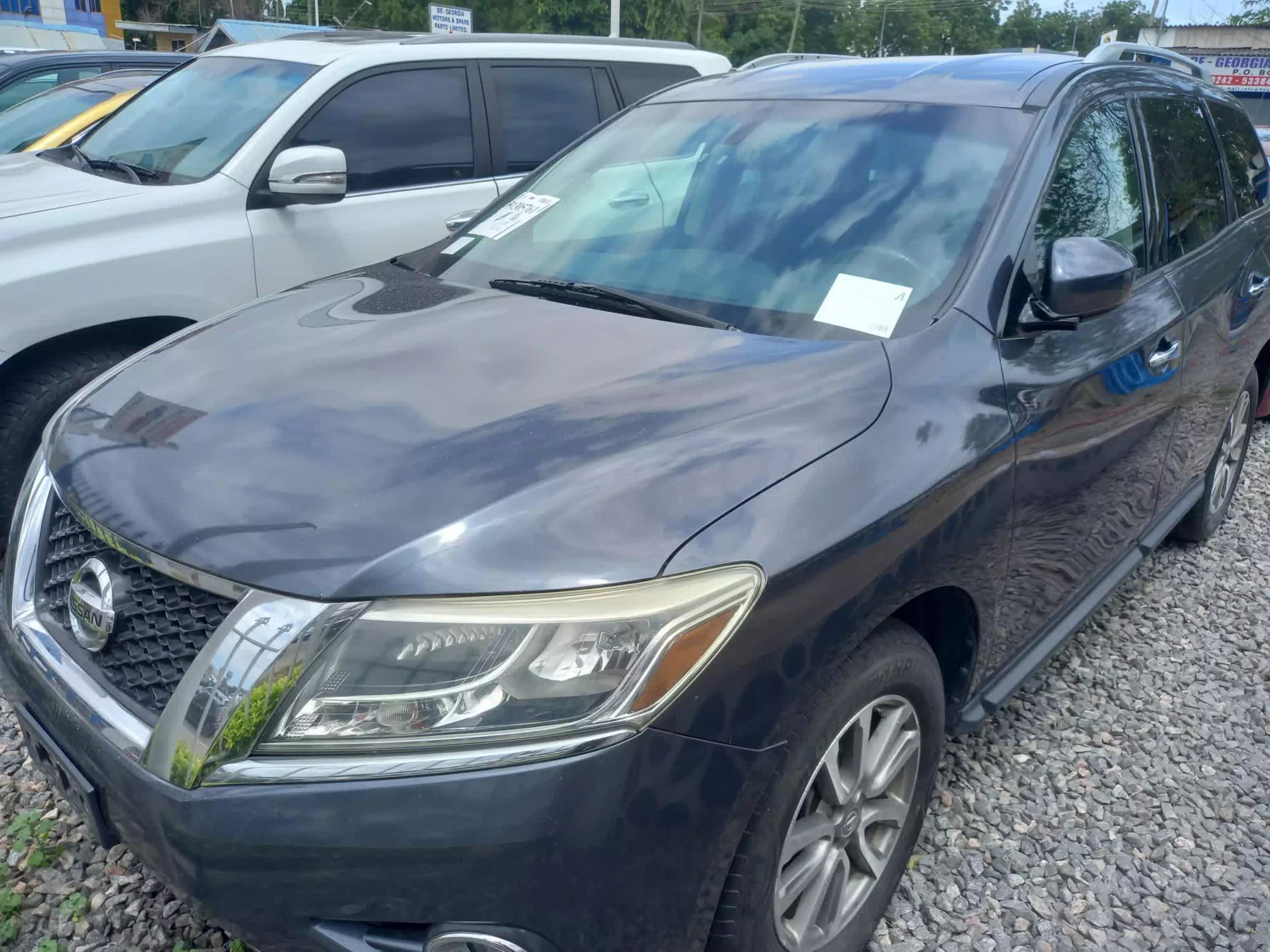 Nissan Pathfinder  - 2013