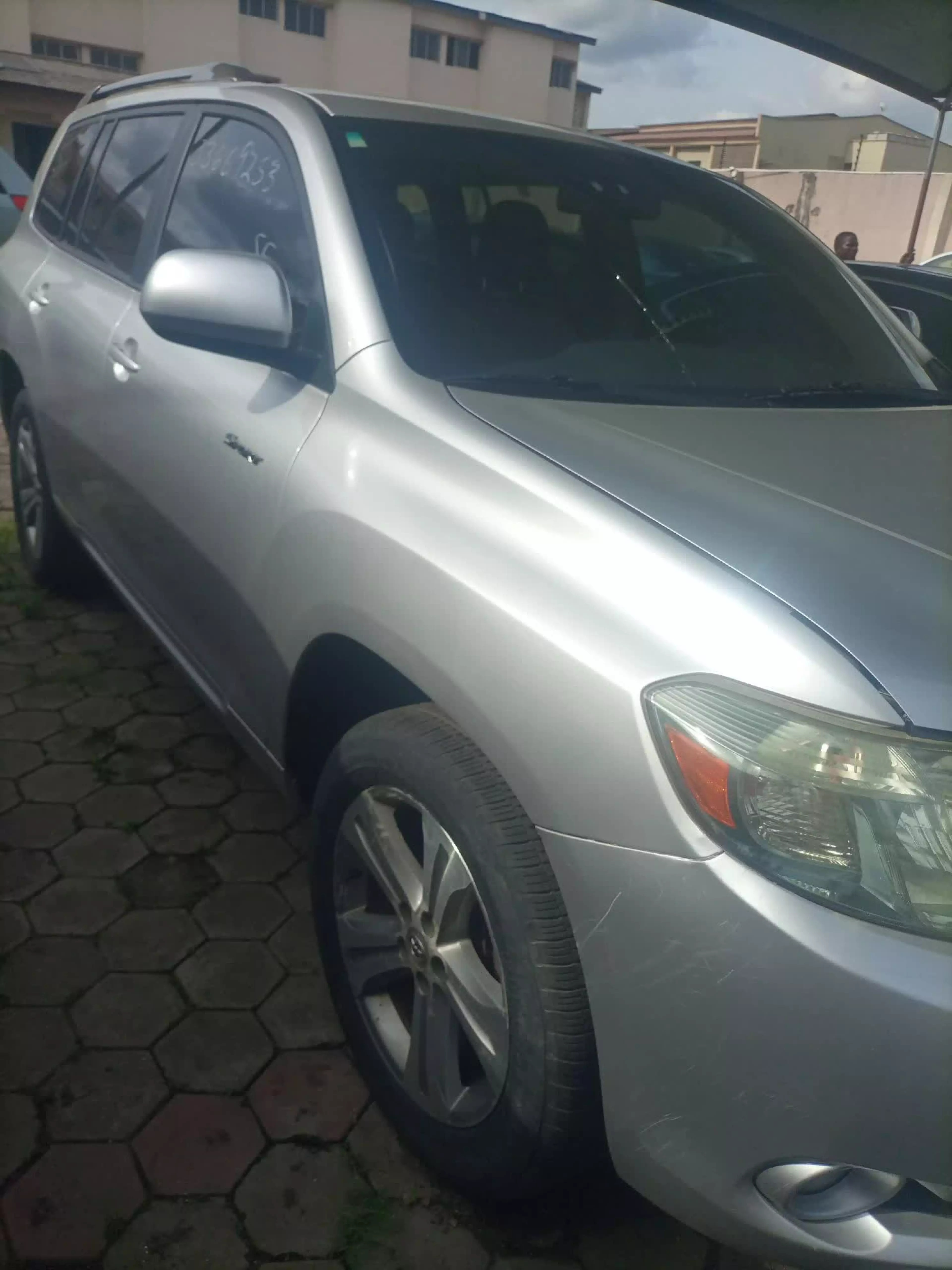 Toyota Highlander  - 2010