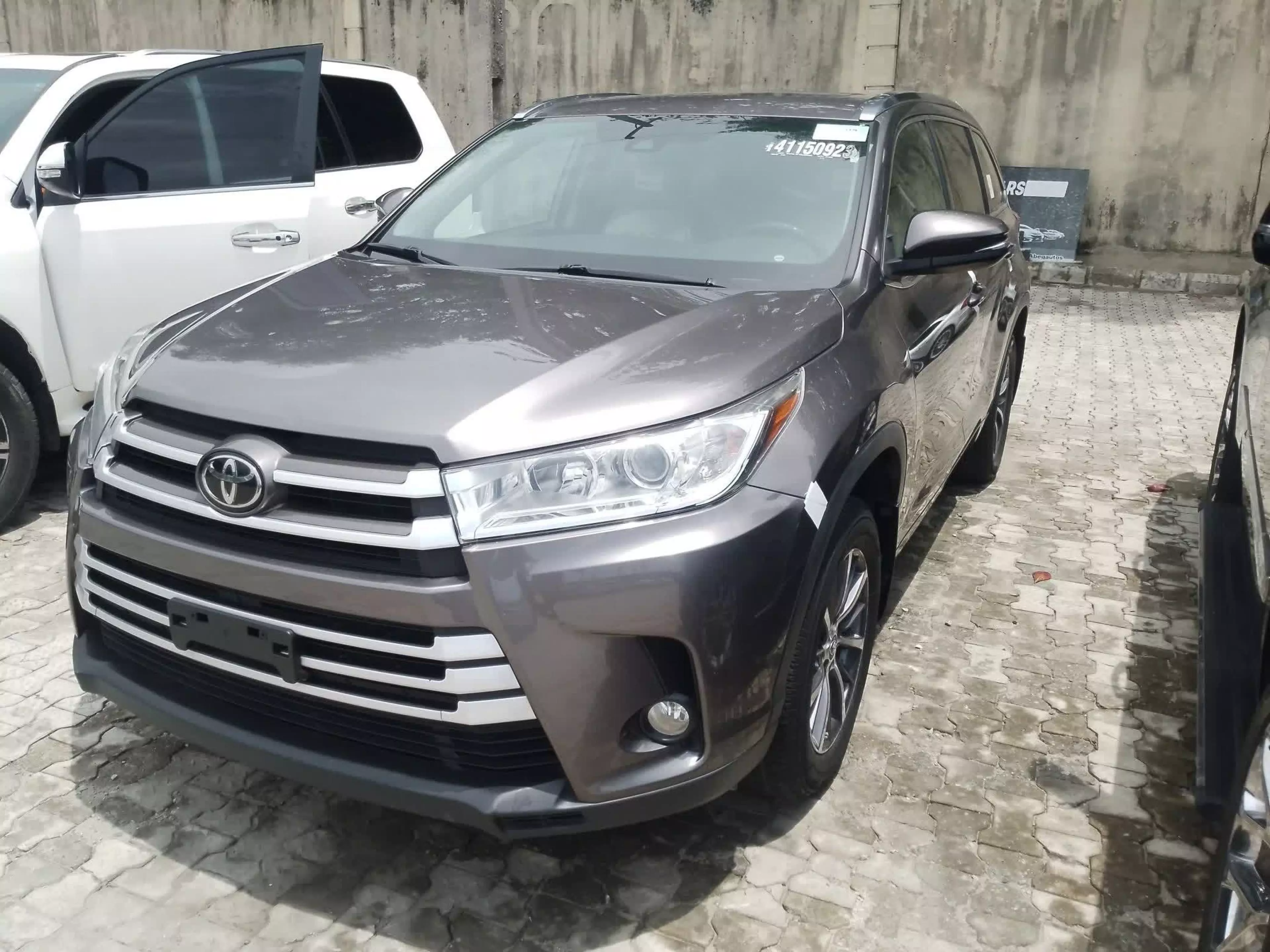 Toyota Highlander  - 2018