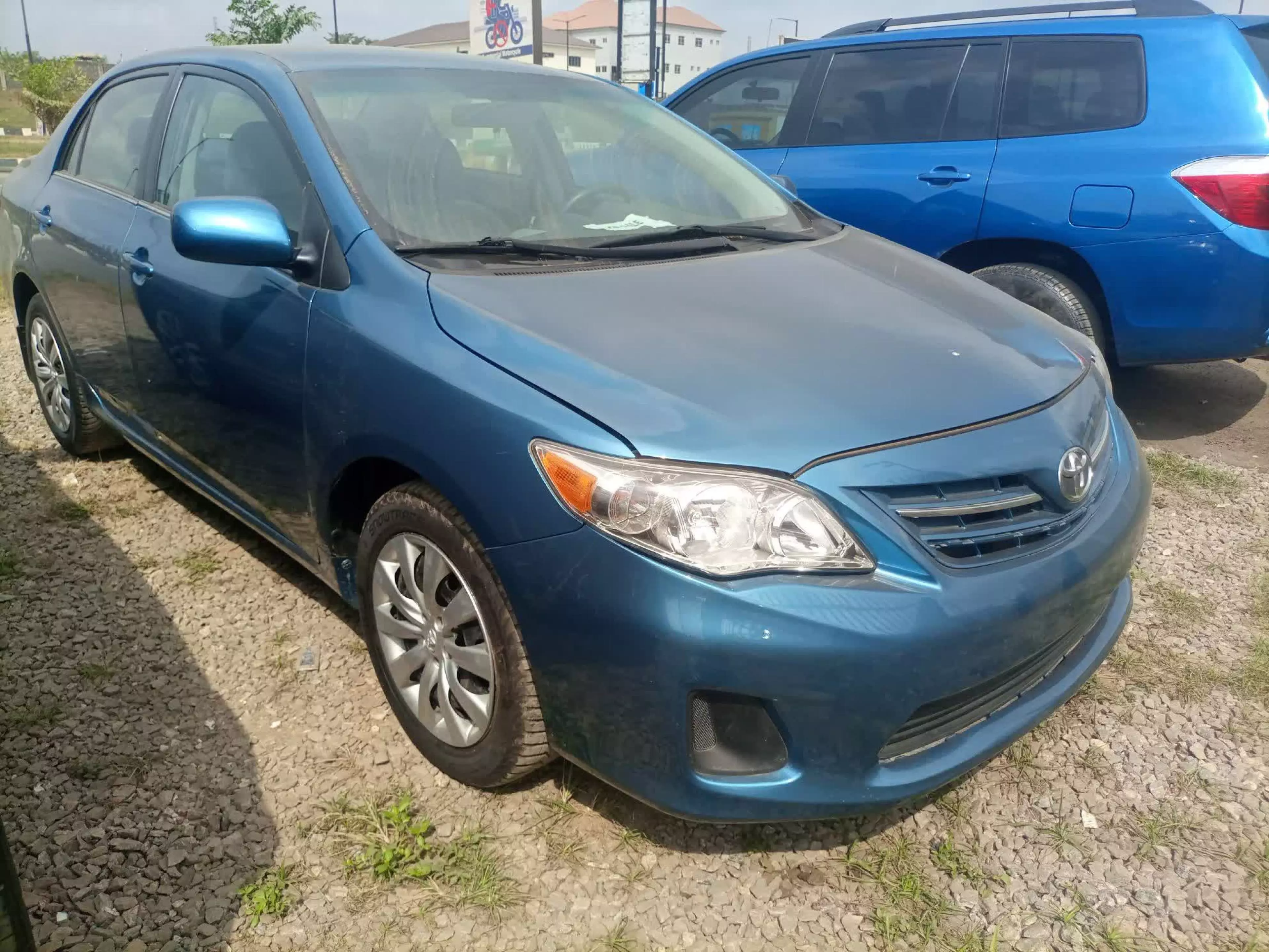 Toyota Corolla - 2013