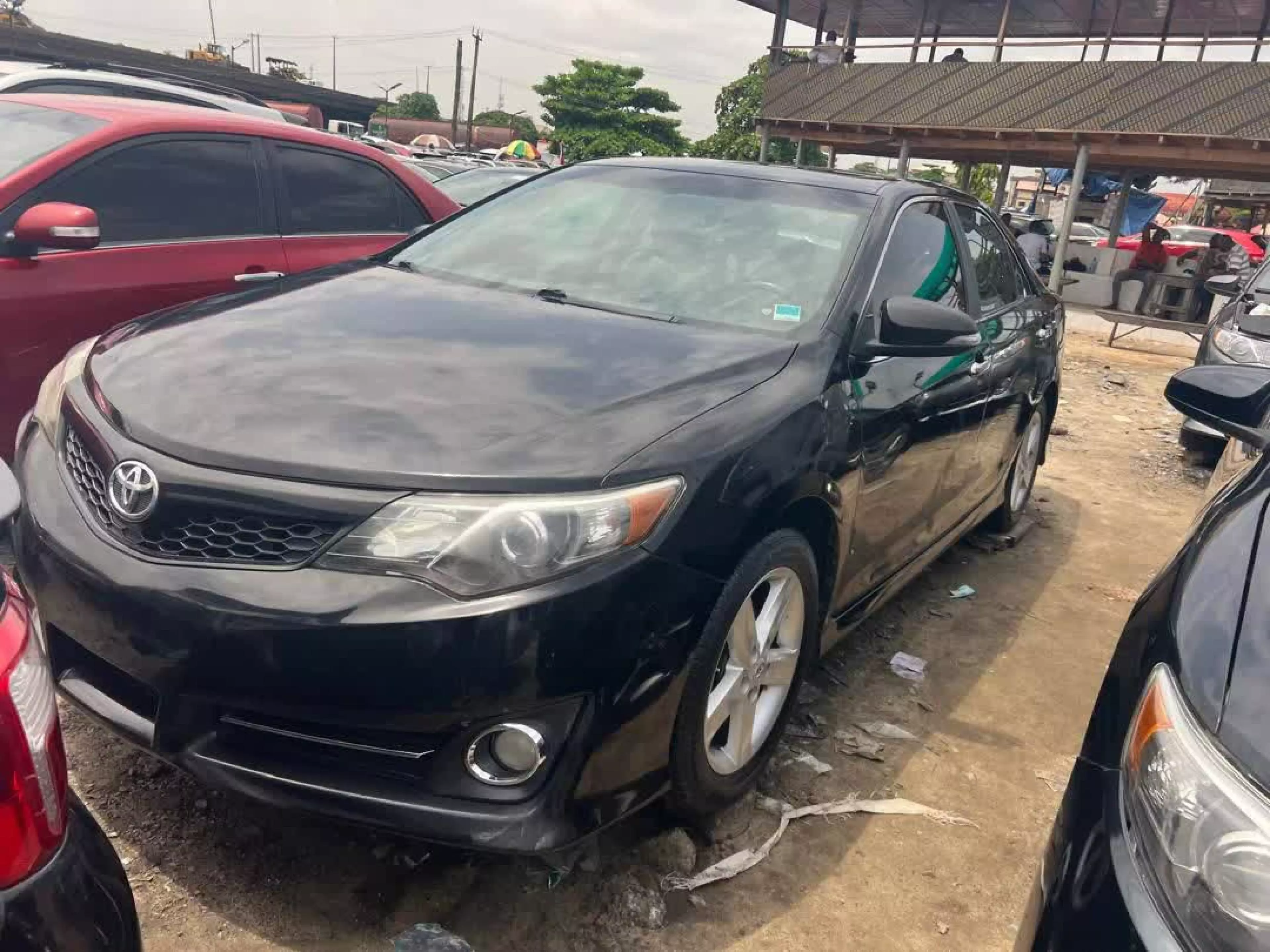 Toyota Camry  - 2012