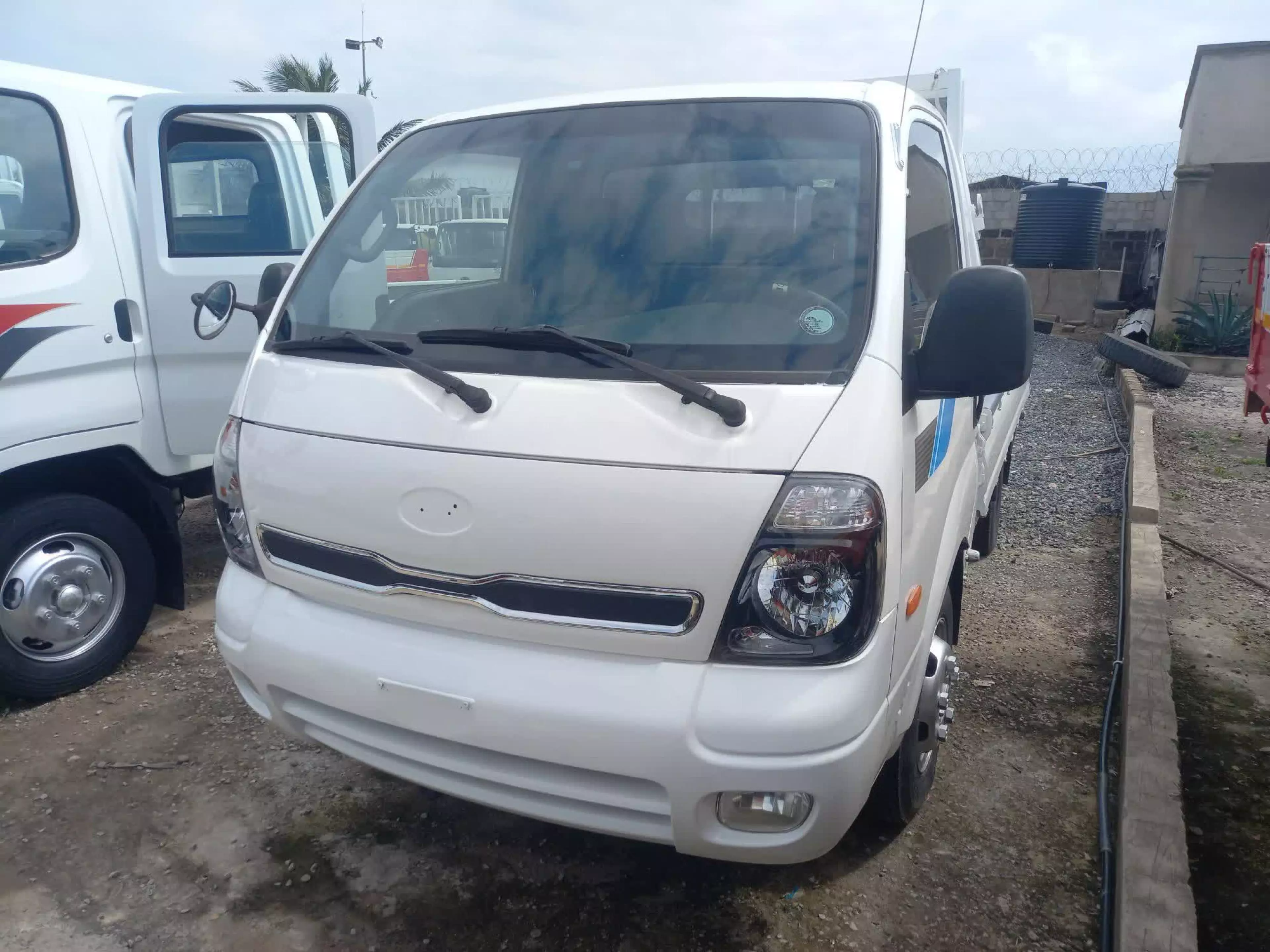 KIA Bongo  - 2012