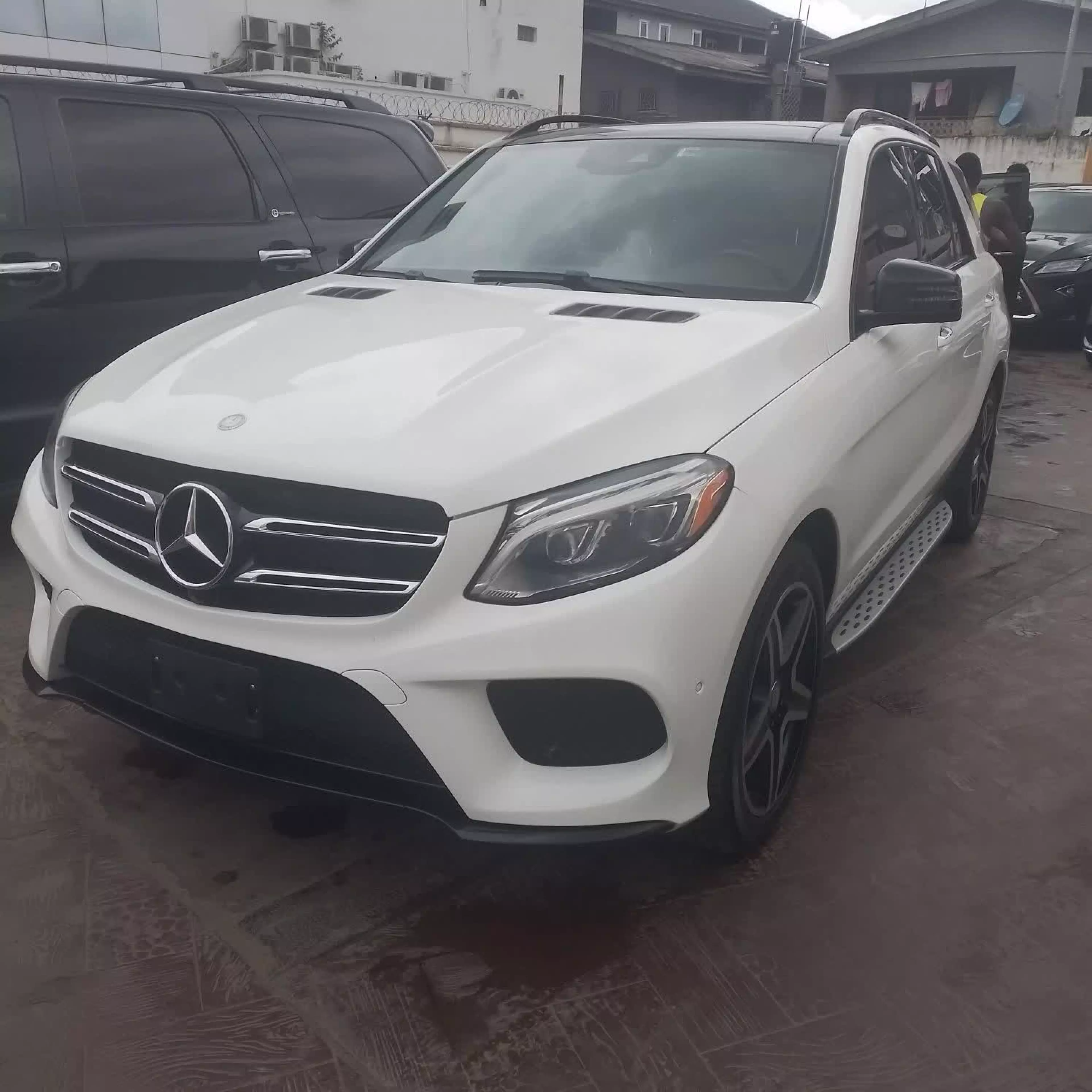 Mercedes-Benz GLE 400  - 2017