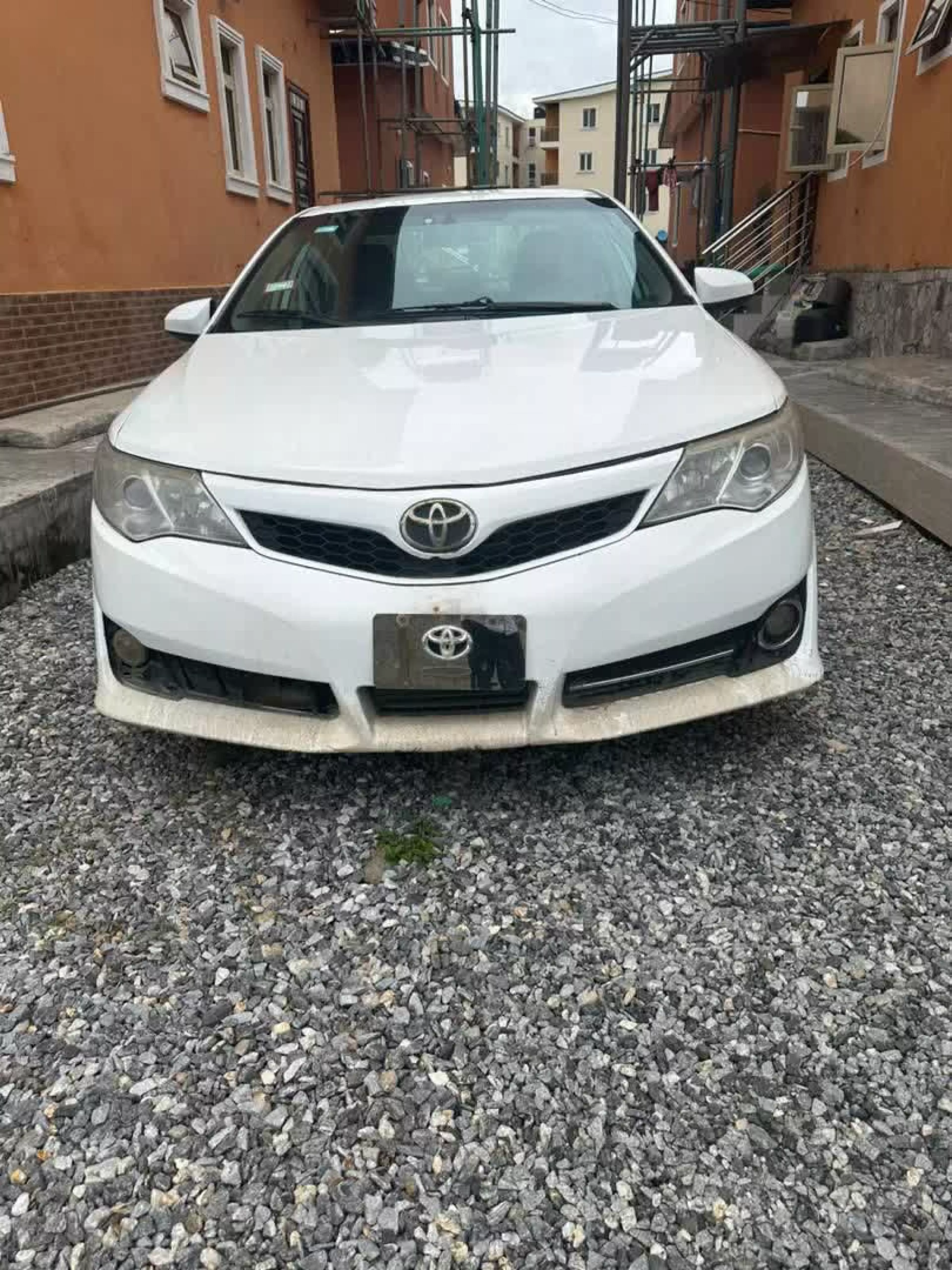 Toyota Camry  - 2013