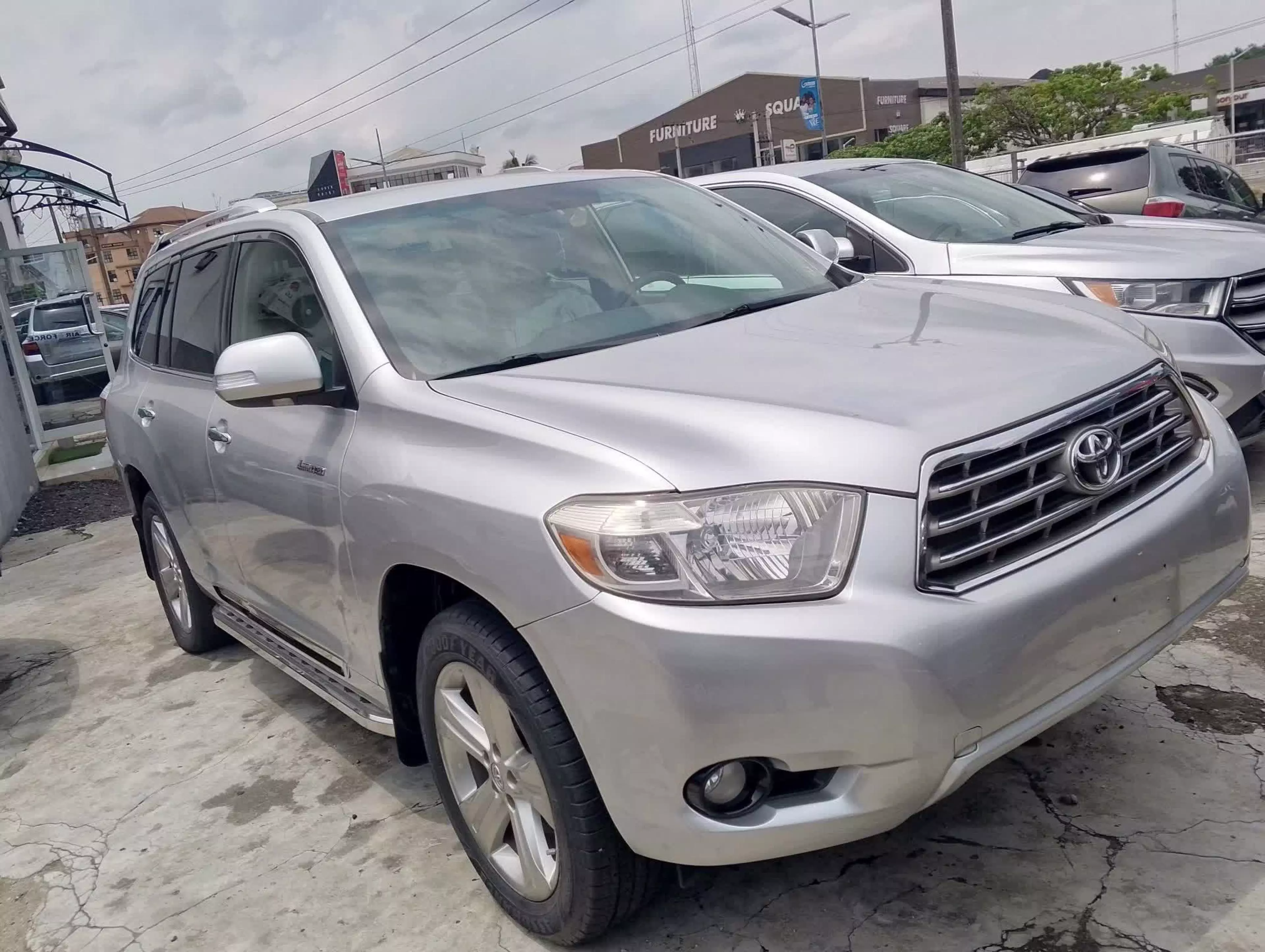 Toyota Highlander  - 2010