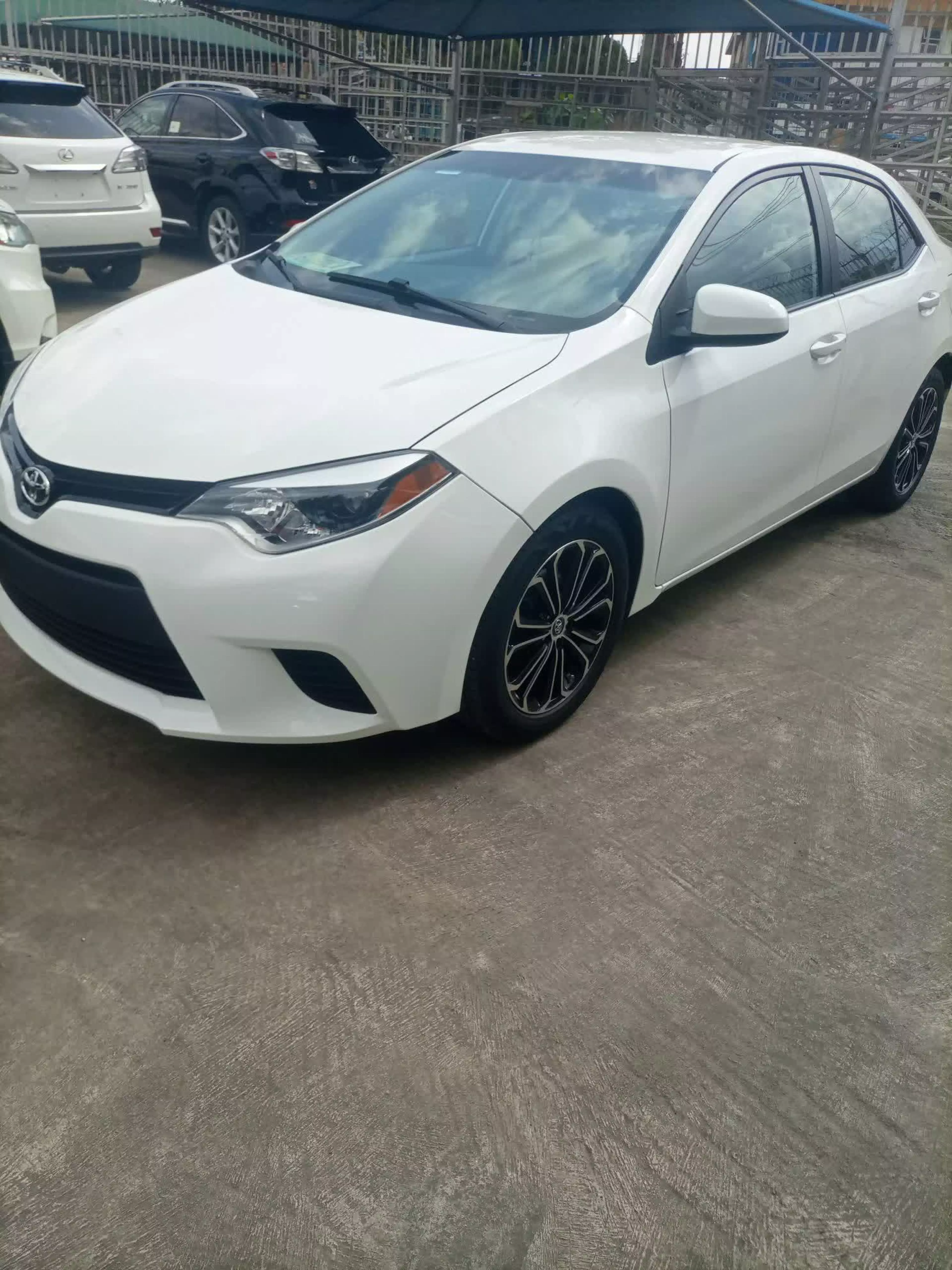 Toyota Corolla  - 2014